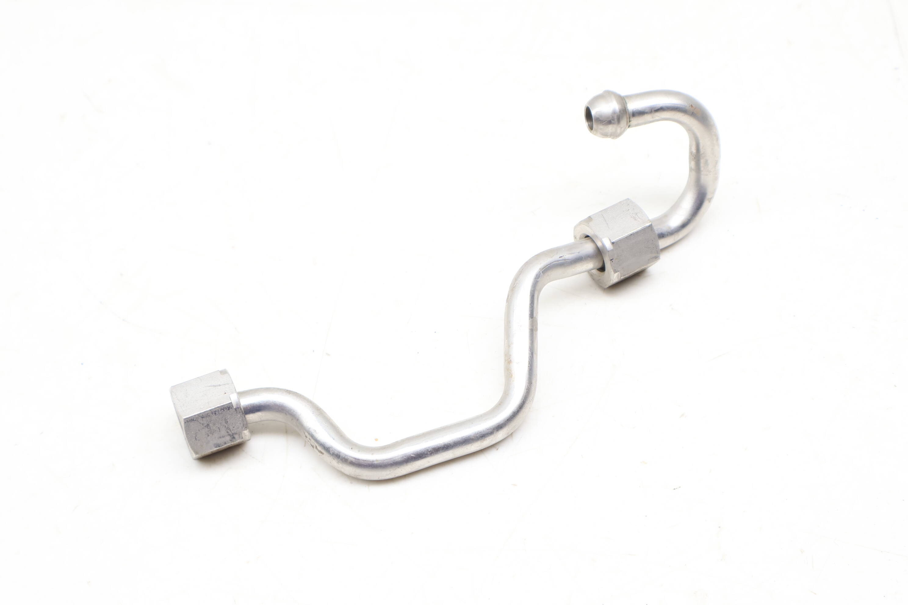 Fuel Line / Pipe 03H133321F 95811031400