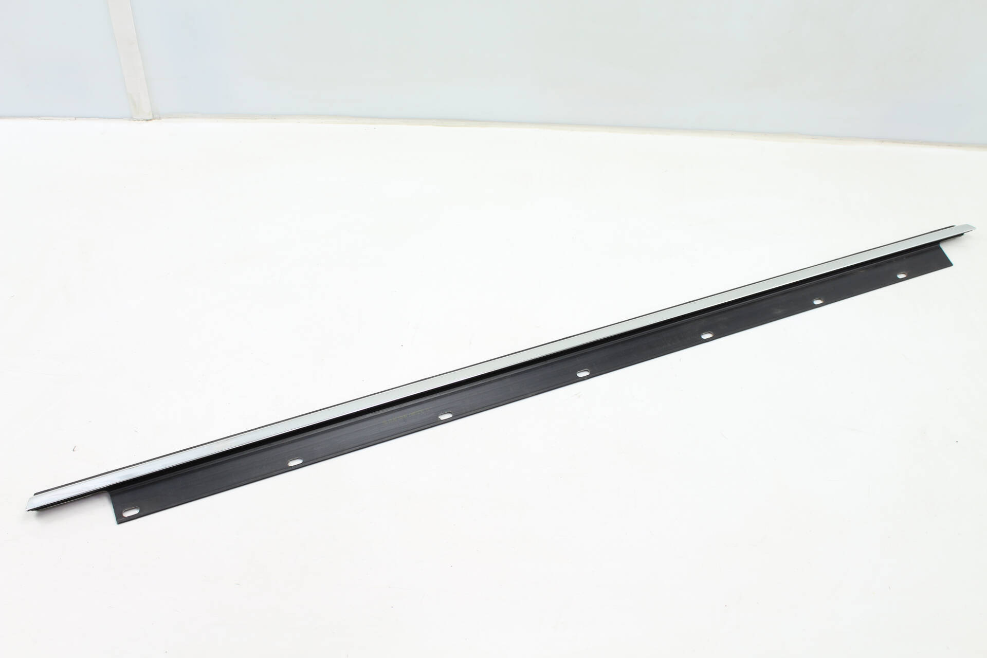 Door Window Slot Seal / Trim 4E4853763D