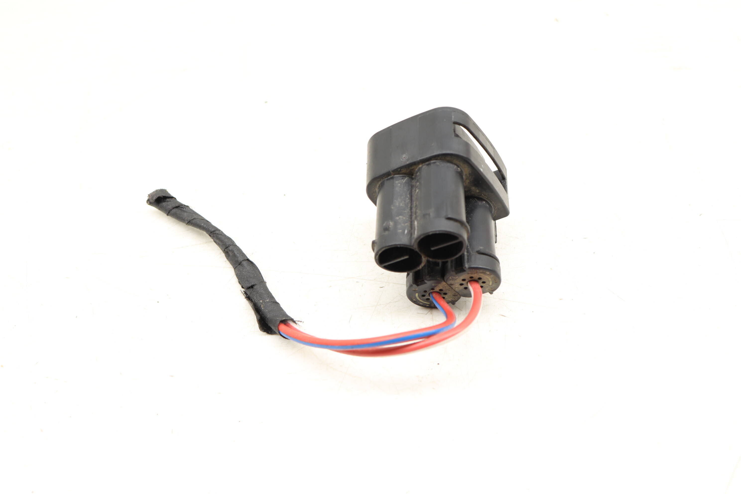 Ignition Distributor Wiring Connector / Pigtail 61149241866