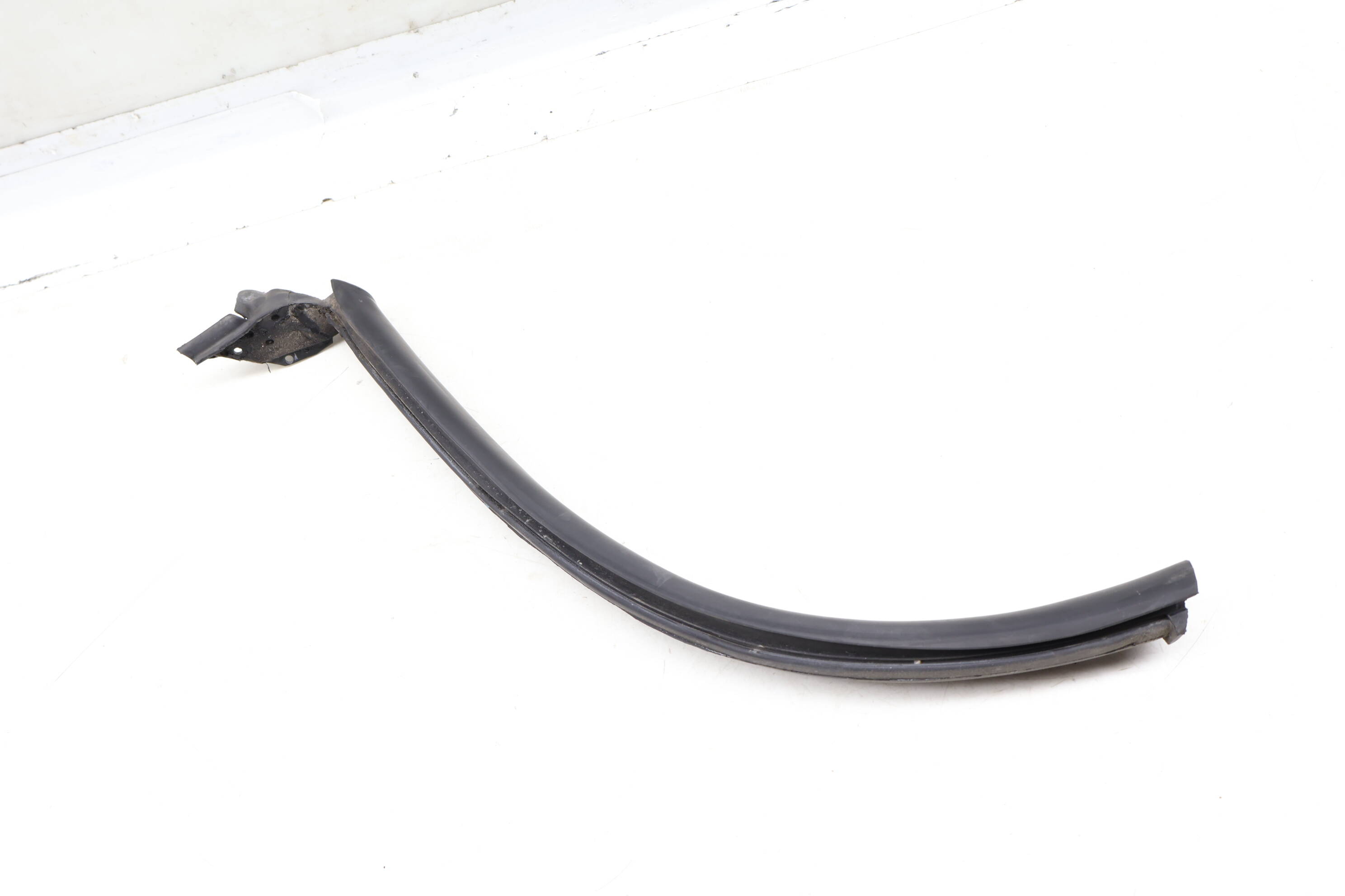 Convertible Top Trim / Seal 98656142301