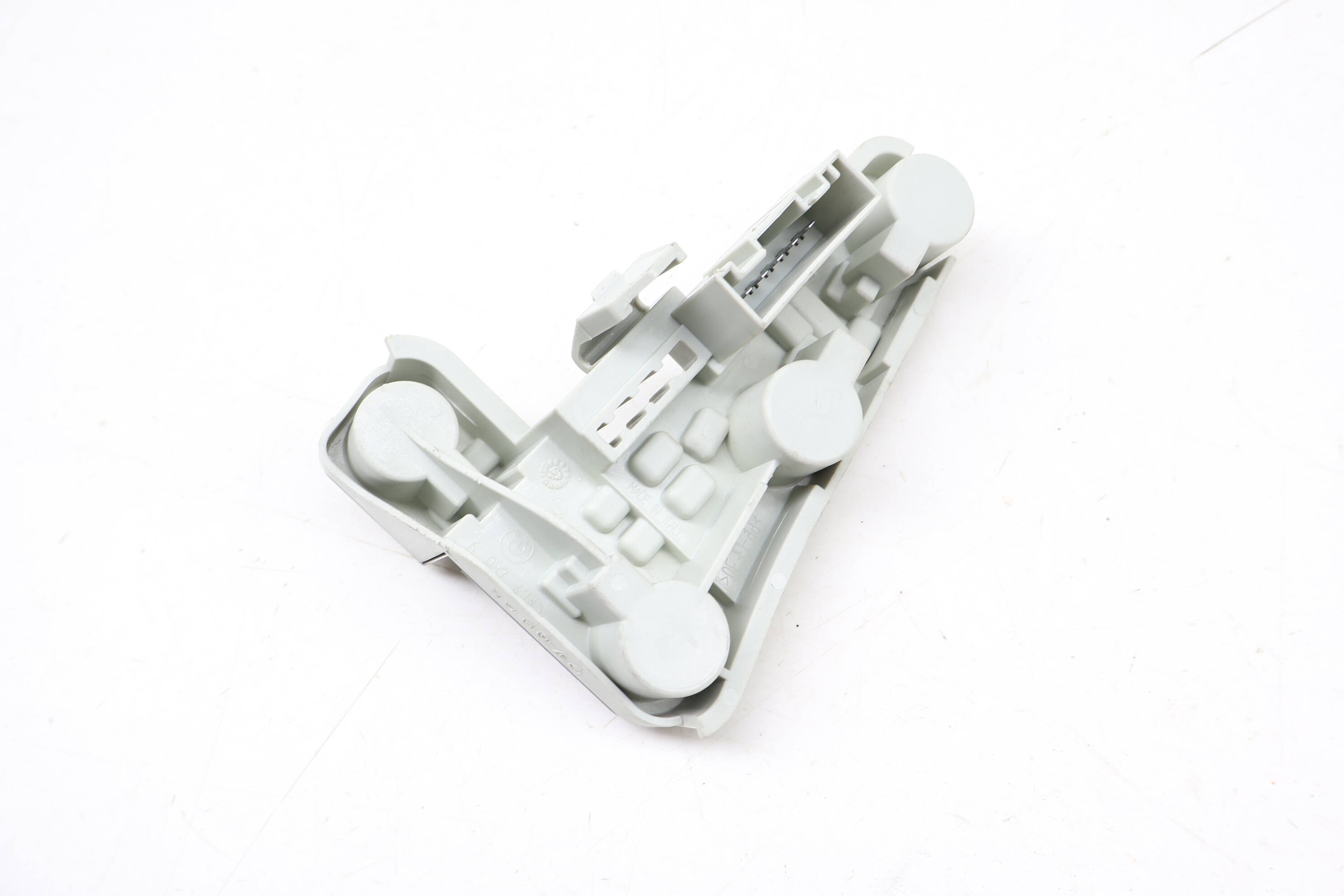 Outer Tail Light Bulb Socket / Holder 63216937473