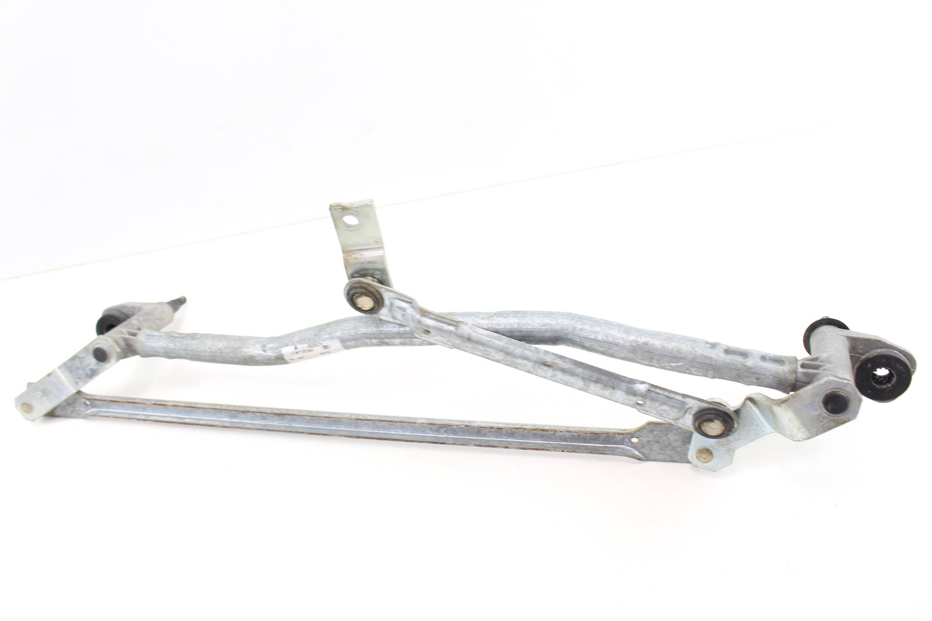 Windshield Wiper Transmission Bracket 8P1955023D