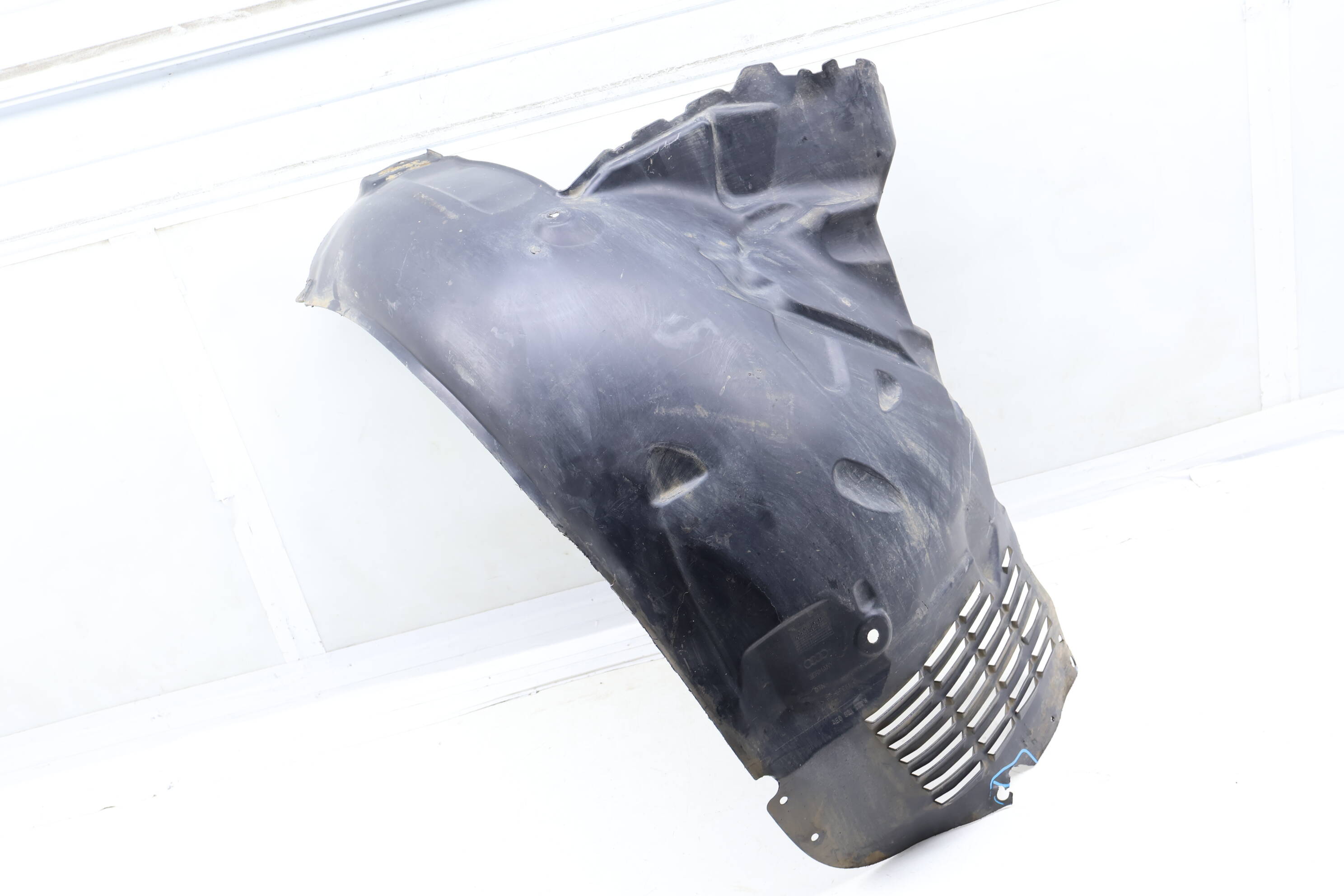 Fender Liner / Wheel Housing Cover (Forward) 4E0821172K