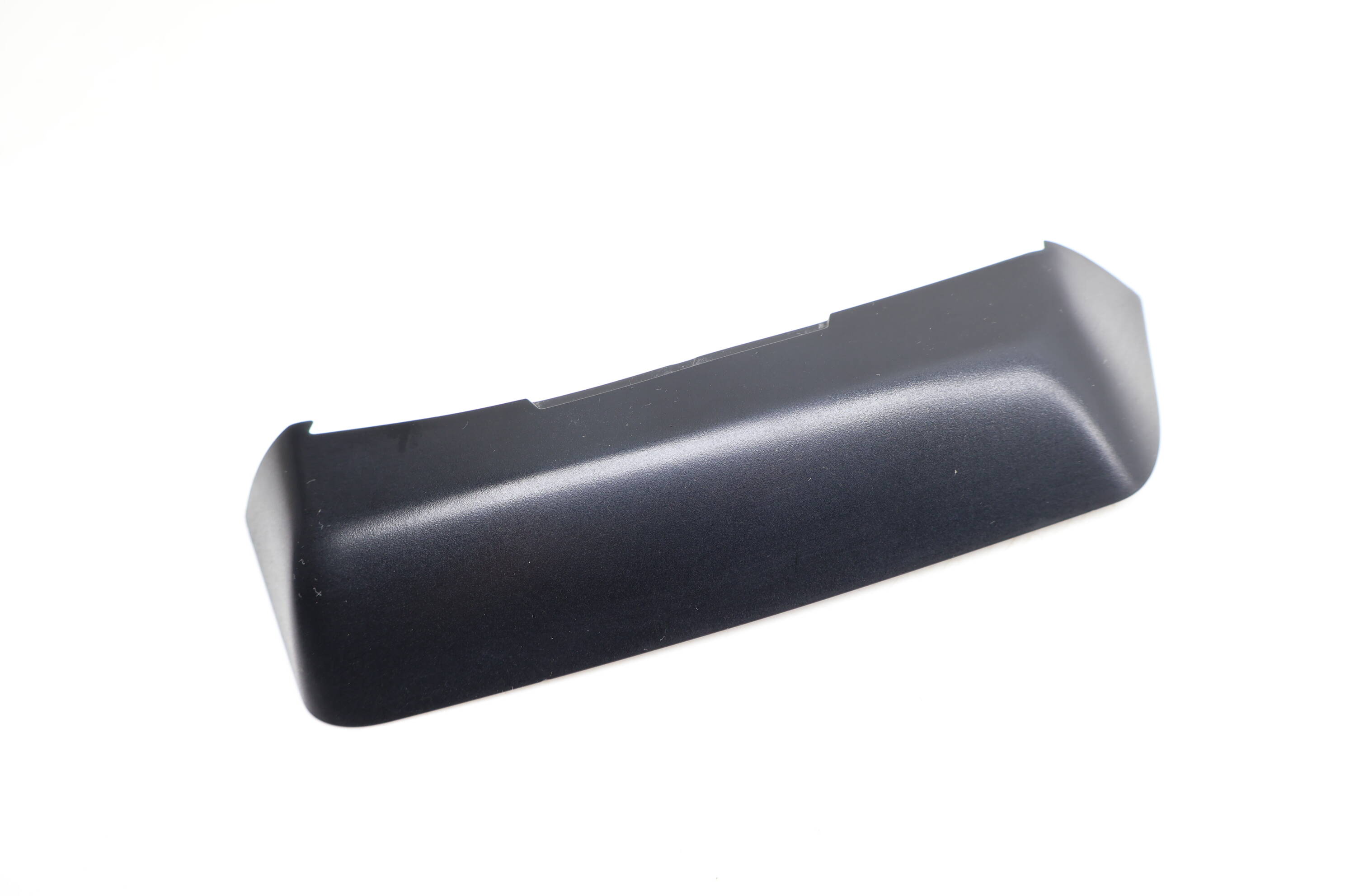 Inner Tail Light / Lamp Trim 8W6945255C