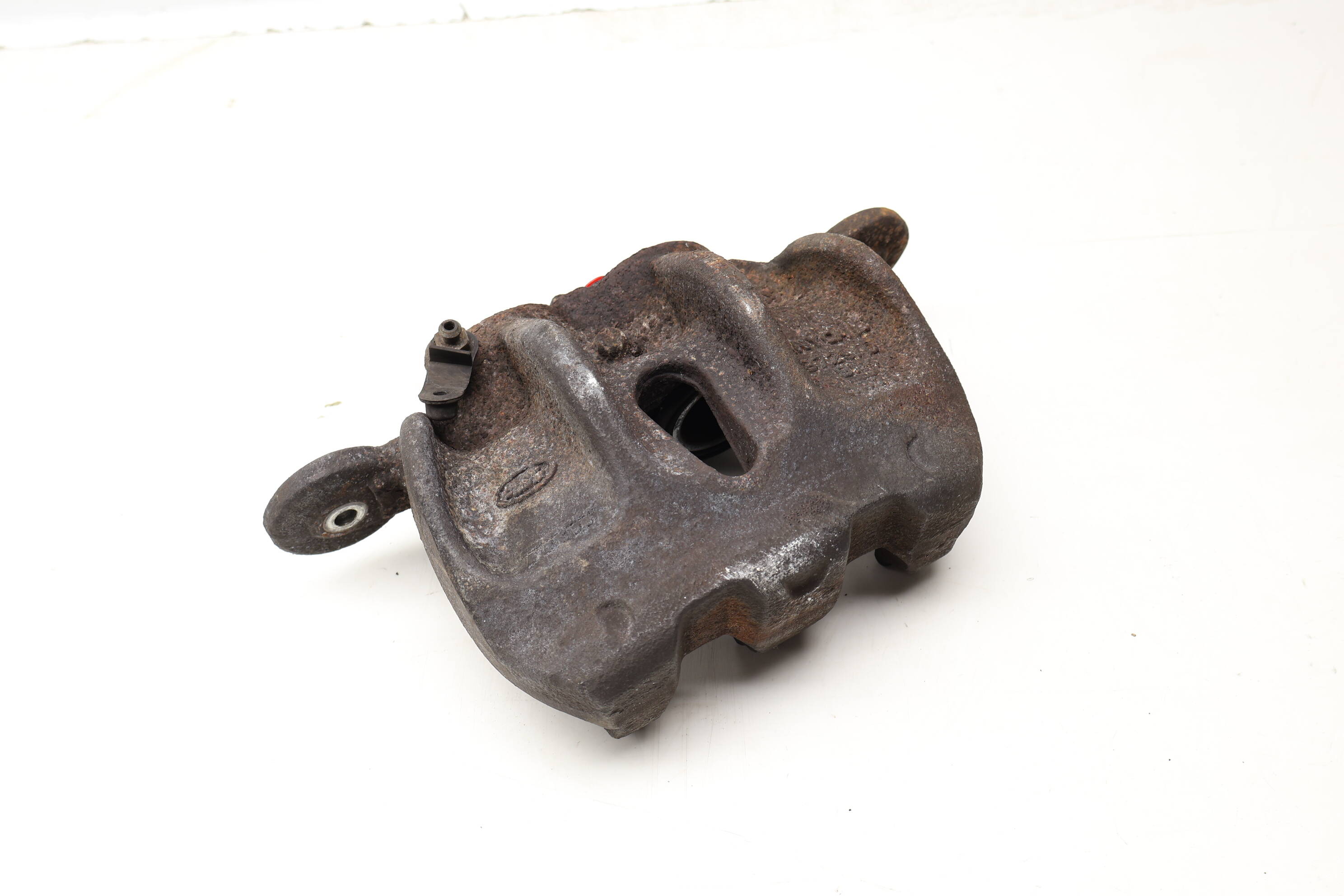 Brake Caliper LR047905