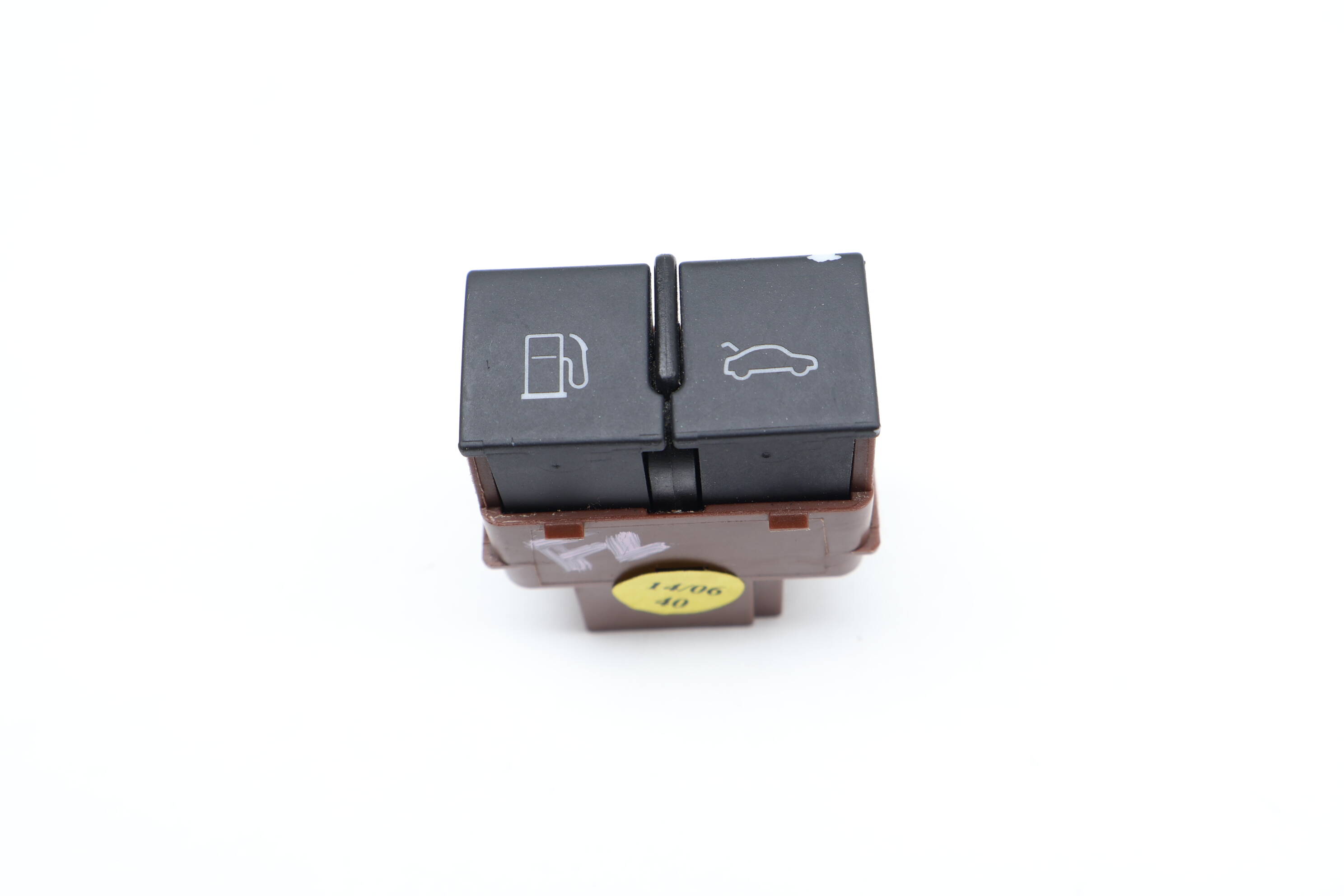 Trunk Release / Fuel Door Switch / Button 4F0959833A