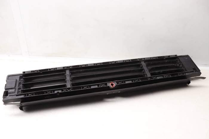 Radiator Air Guide / Duct 3CN122321A main product photo