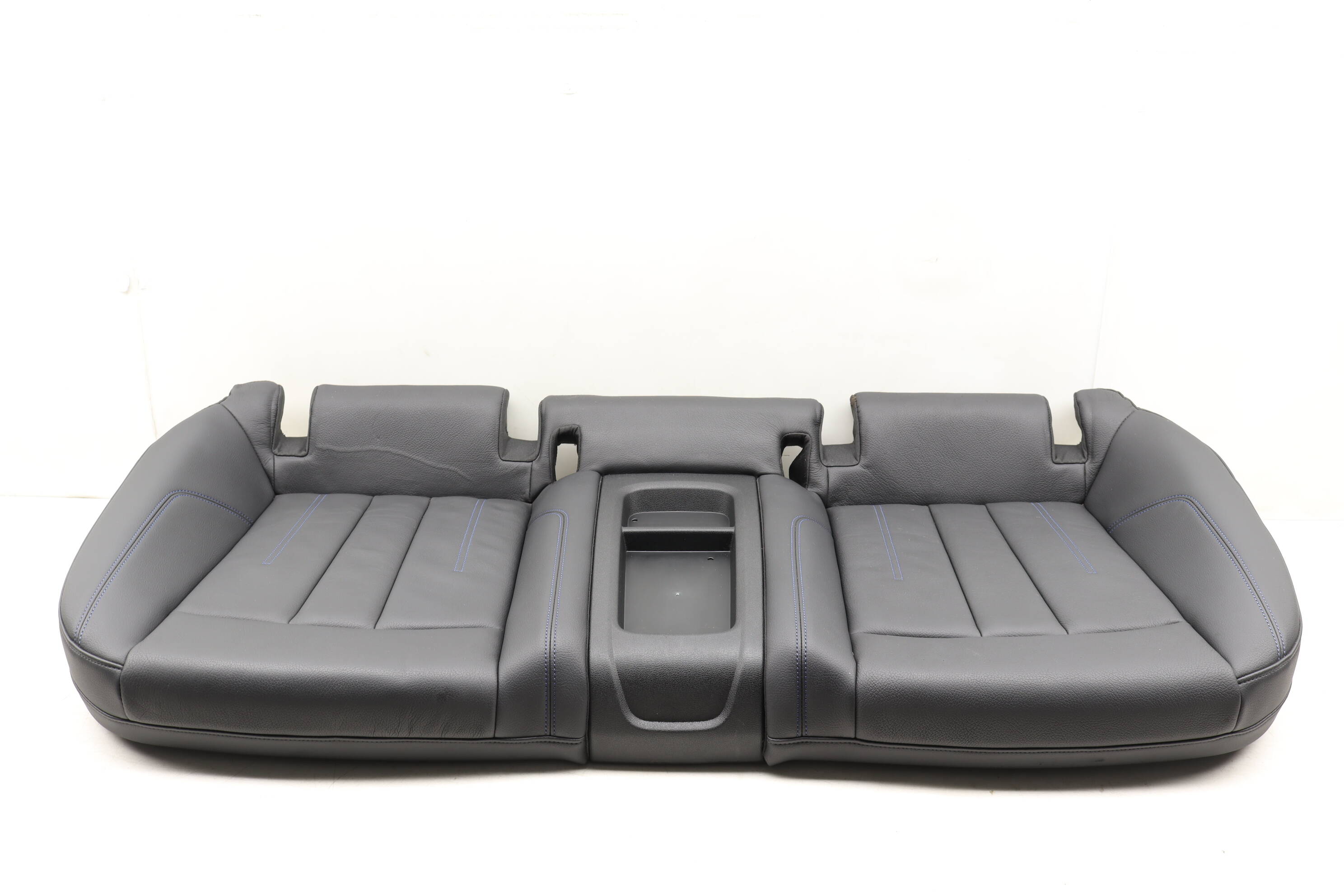 Lower Bench Cushion 8W6885403D