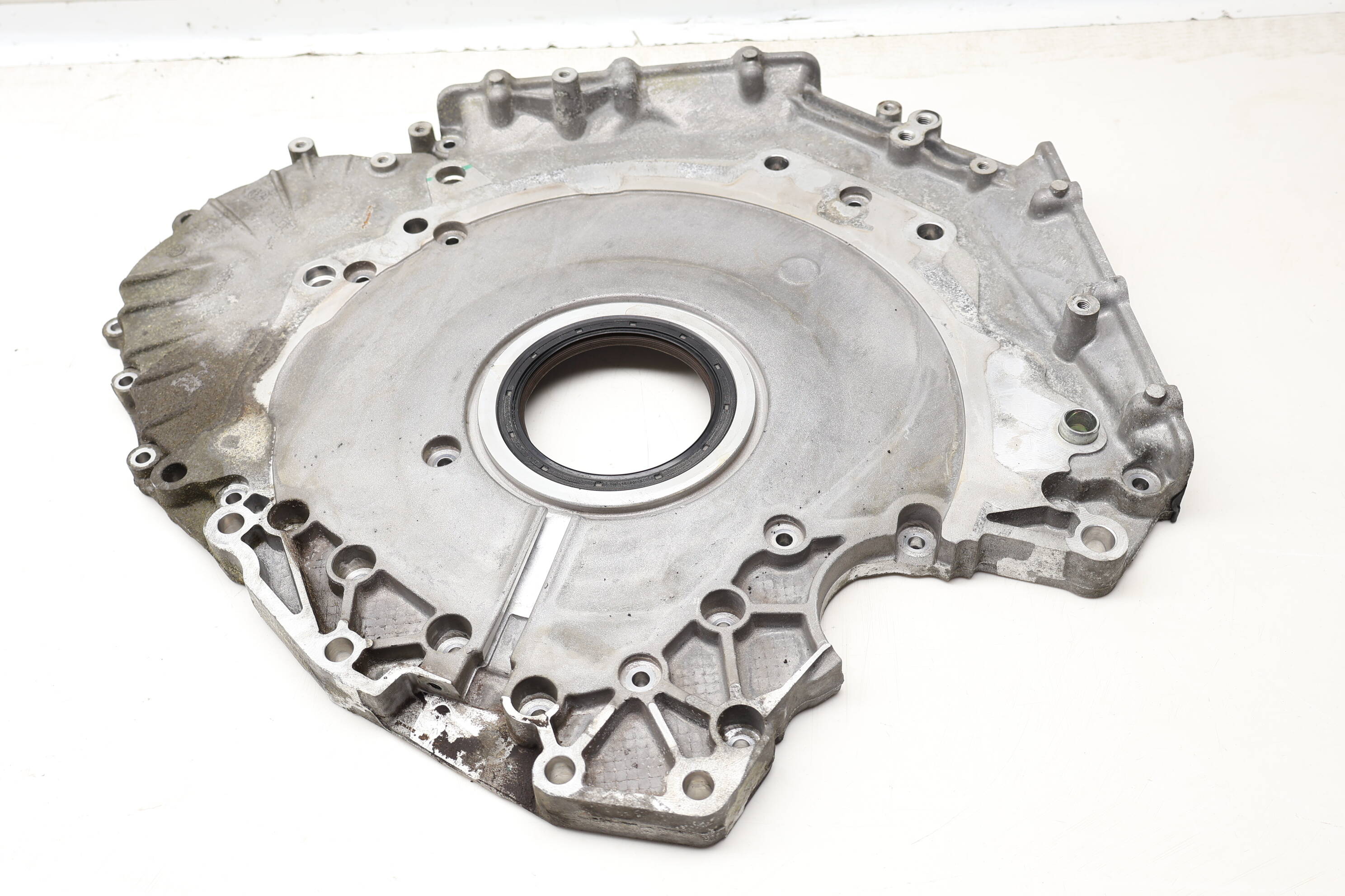 Engine Sealing Flange / Plate 079103173BK