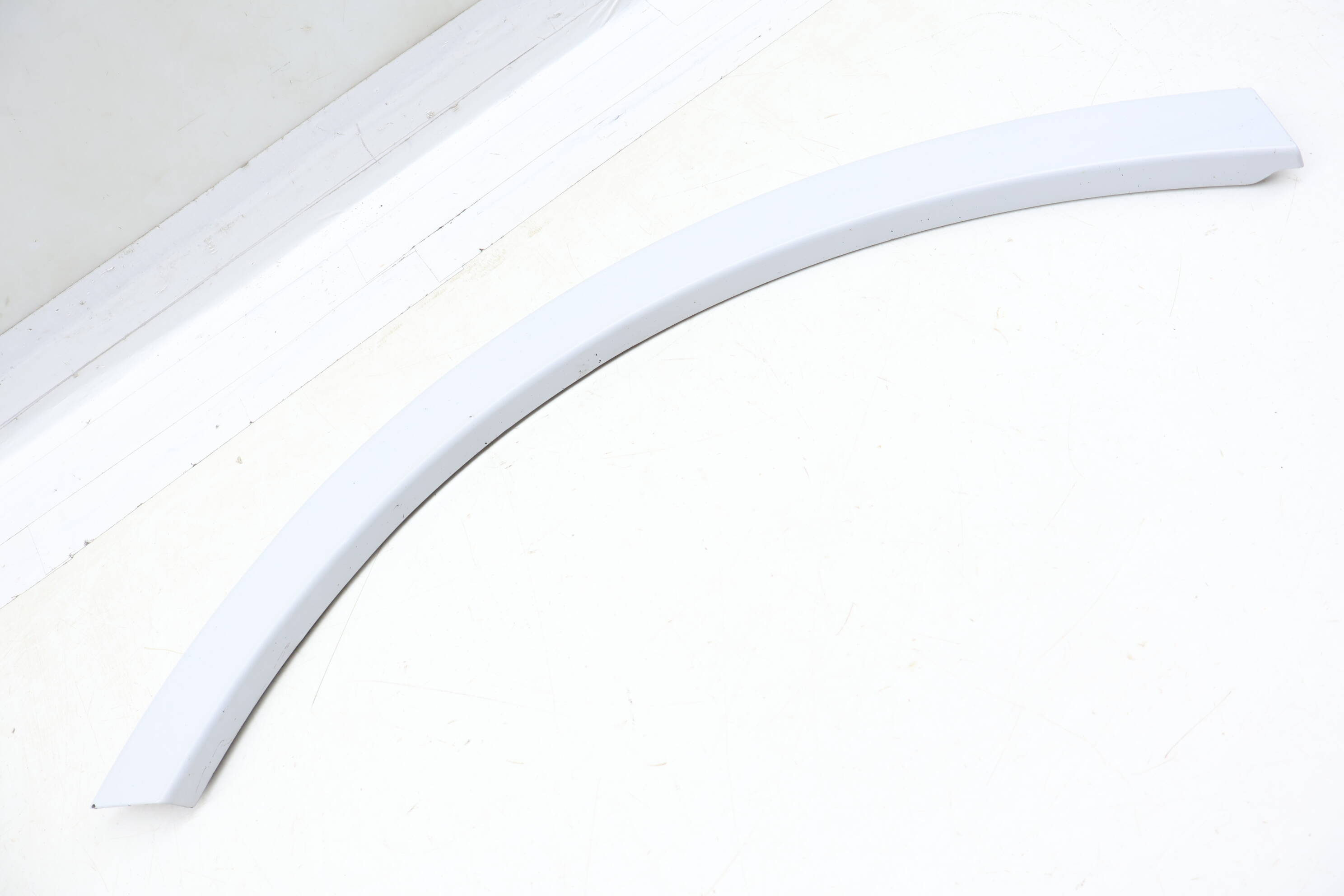 Wheel Fender Flare Trim / Molding 4M0853818A