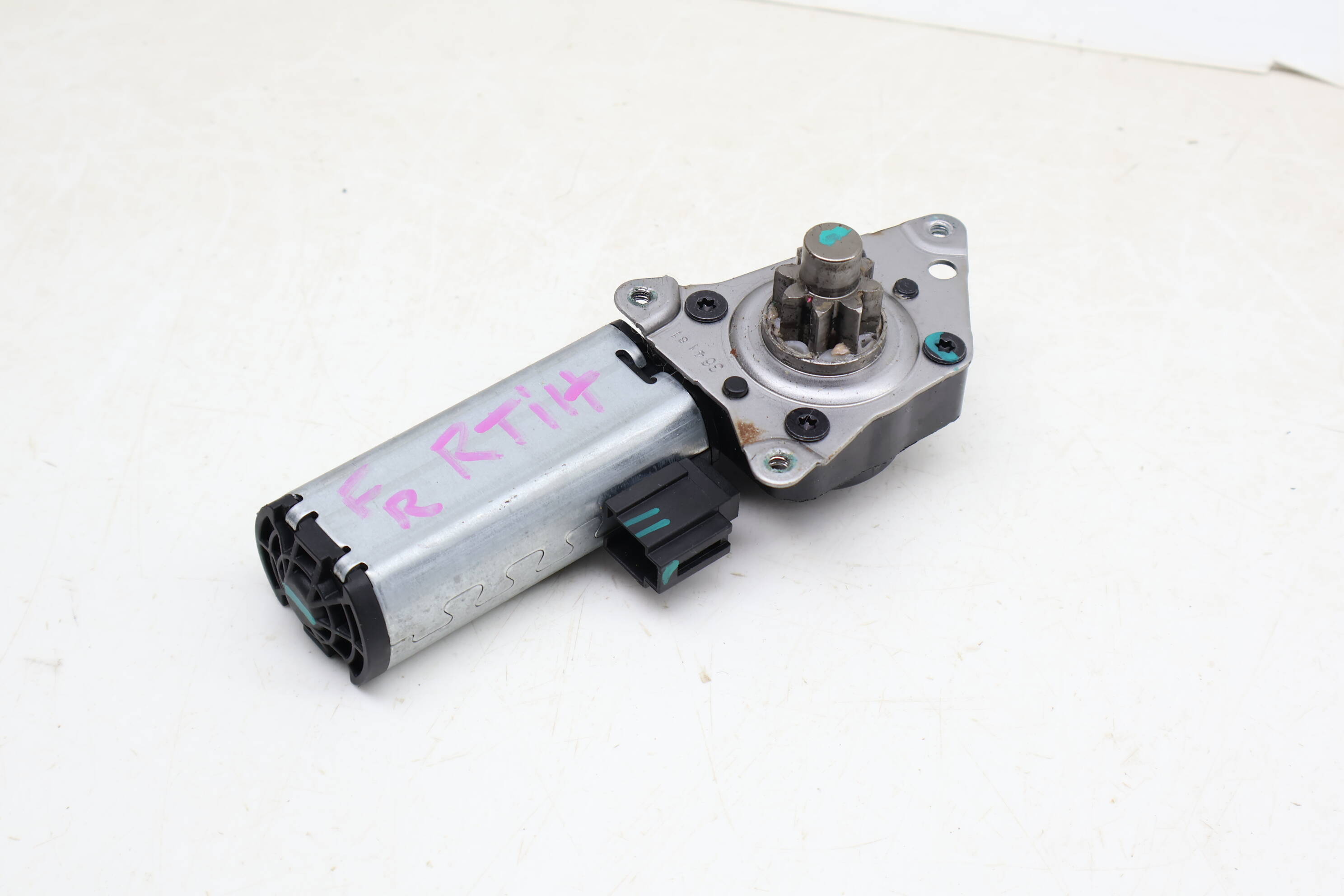 Rear Tilt / Height Adjustment Seat Motor 3QF959112A