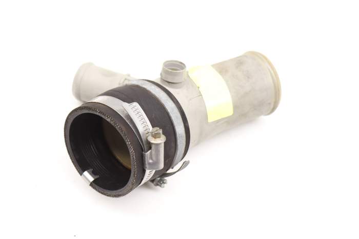 Turbo Intercooler Hose / Pipe / Tube Adapter LR031917 main product photo