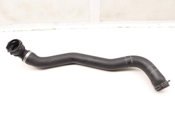 Radiator Coolant Hose / Line (Supply) 7P5122101G 95810640200 main product photo