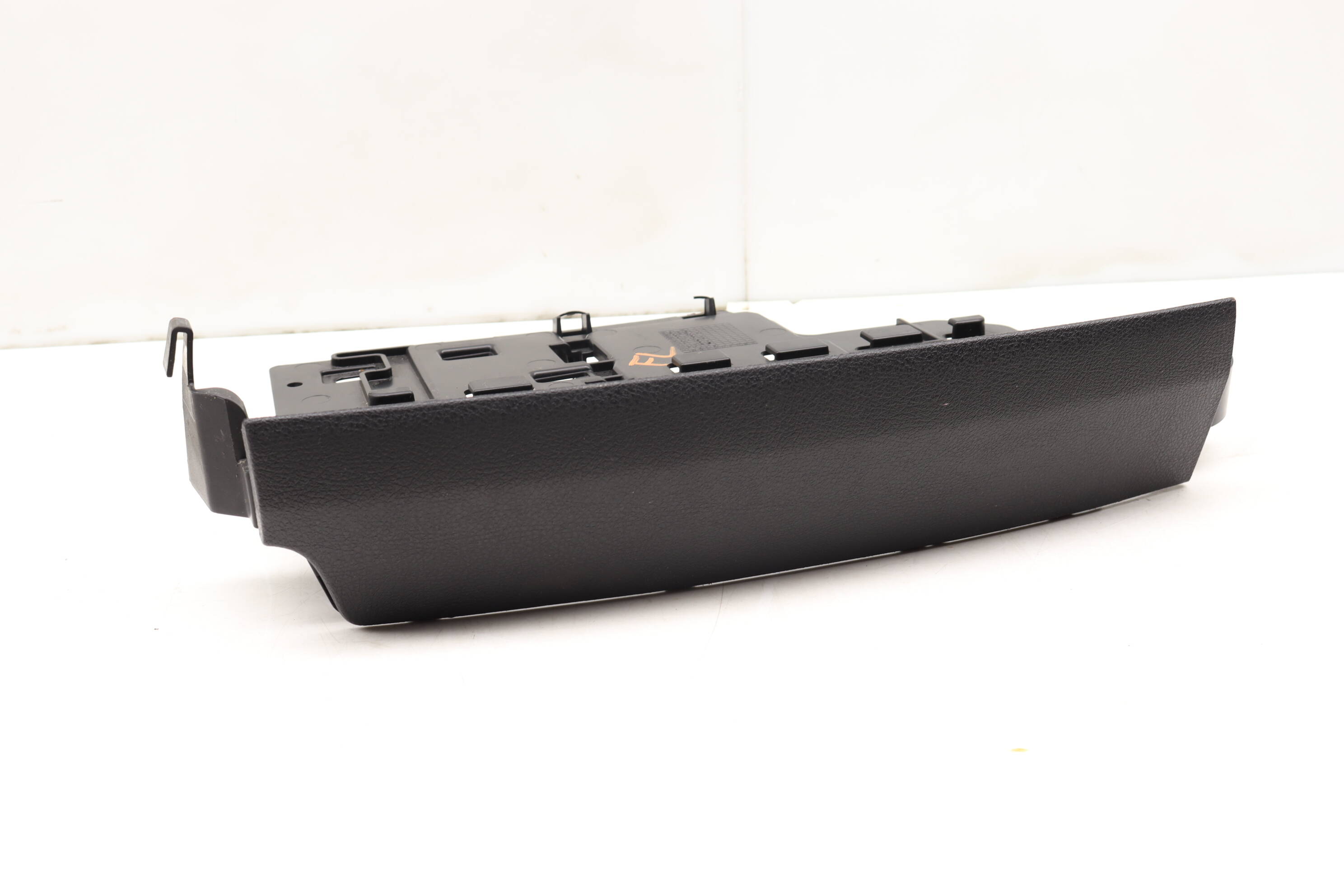 Center Seat Frame Trim Panel W/ Bracket 4G8881793