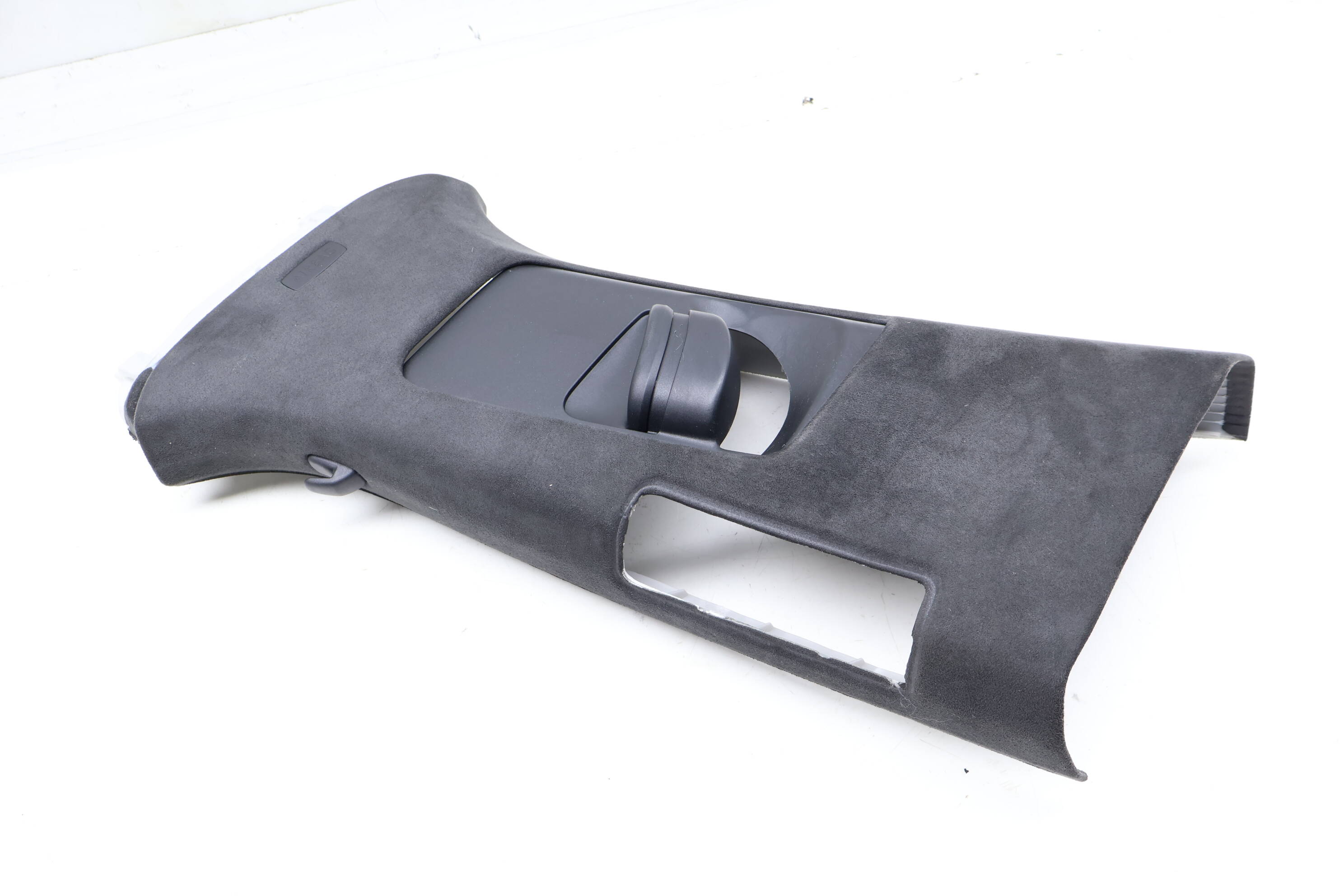 Upper B Pillar Trim / Lining 9Y0867243F