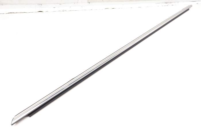 Outer Door Window Slot Seal / Trim 17A837475 main product photo