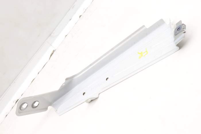 Lower Fender Mount Bracket 41357267326 main product photo