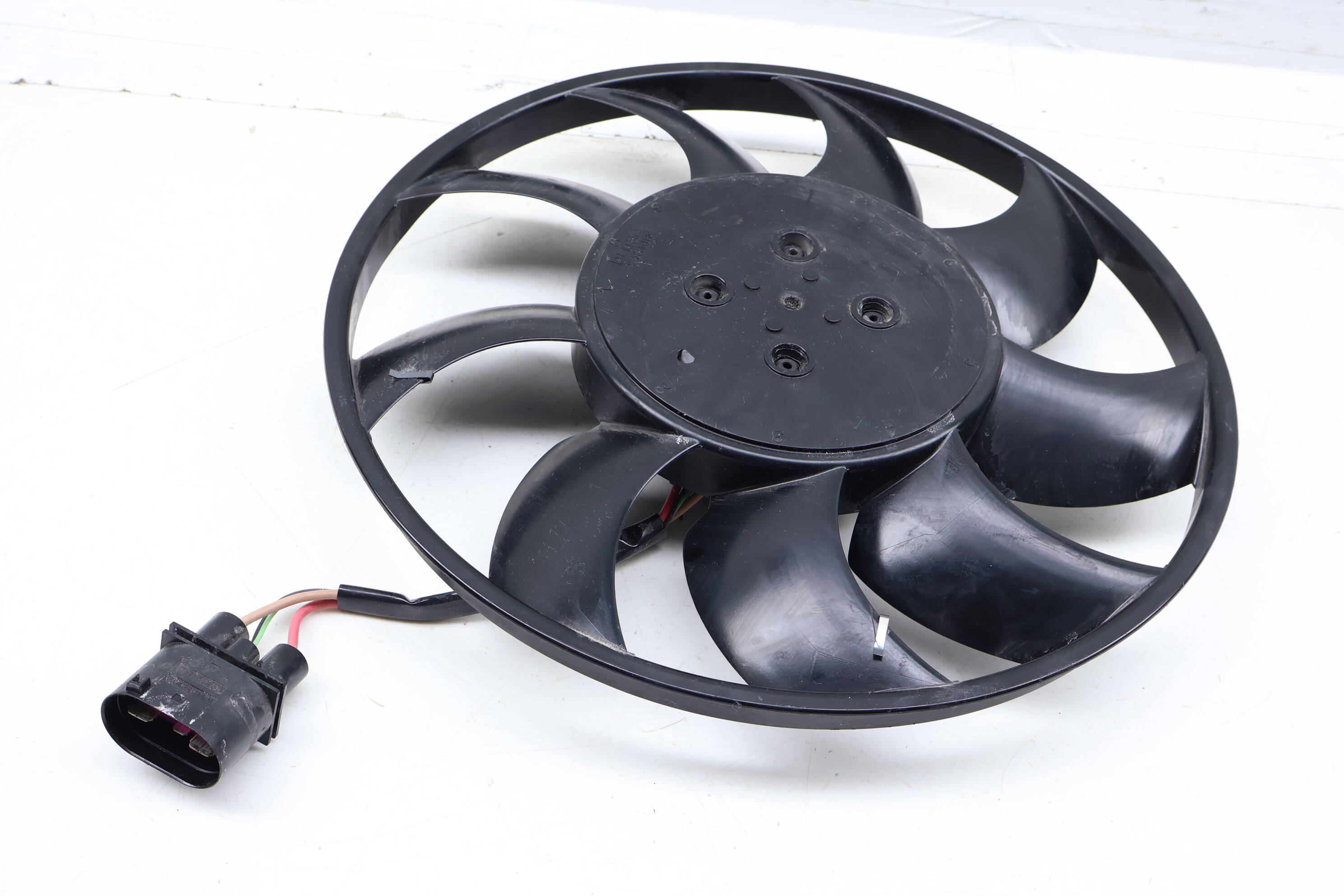 Electric Cooling Fan (400W) 3QF959455J