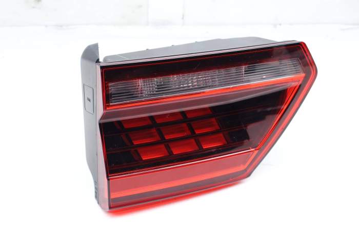 Inner Tail Light / Lamp 3CN945308A main product photo