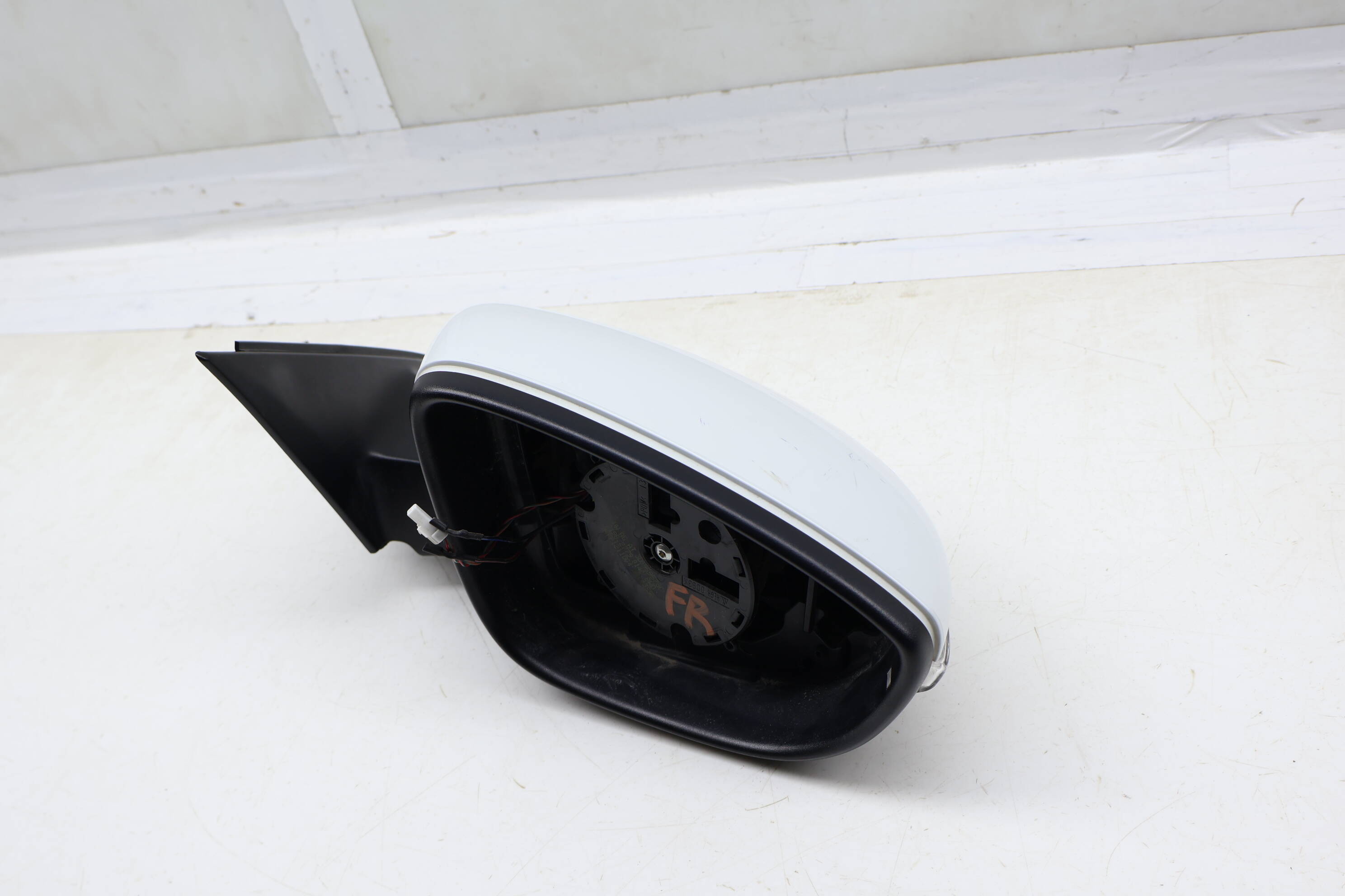 Side View Door Mirror 561857508BE