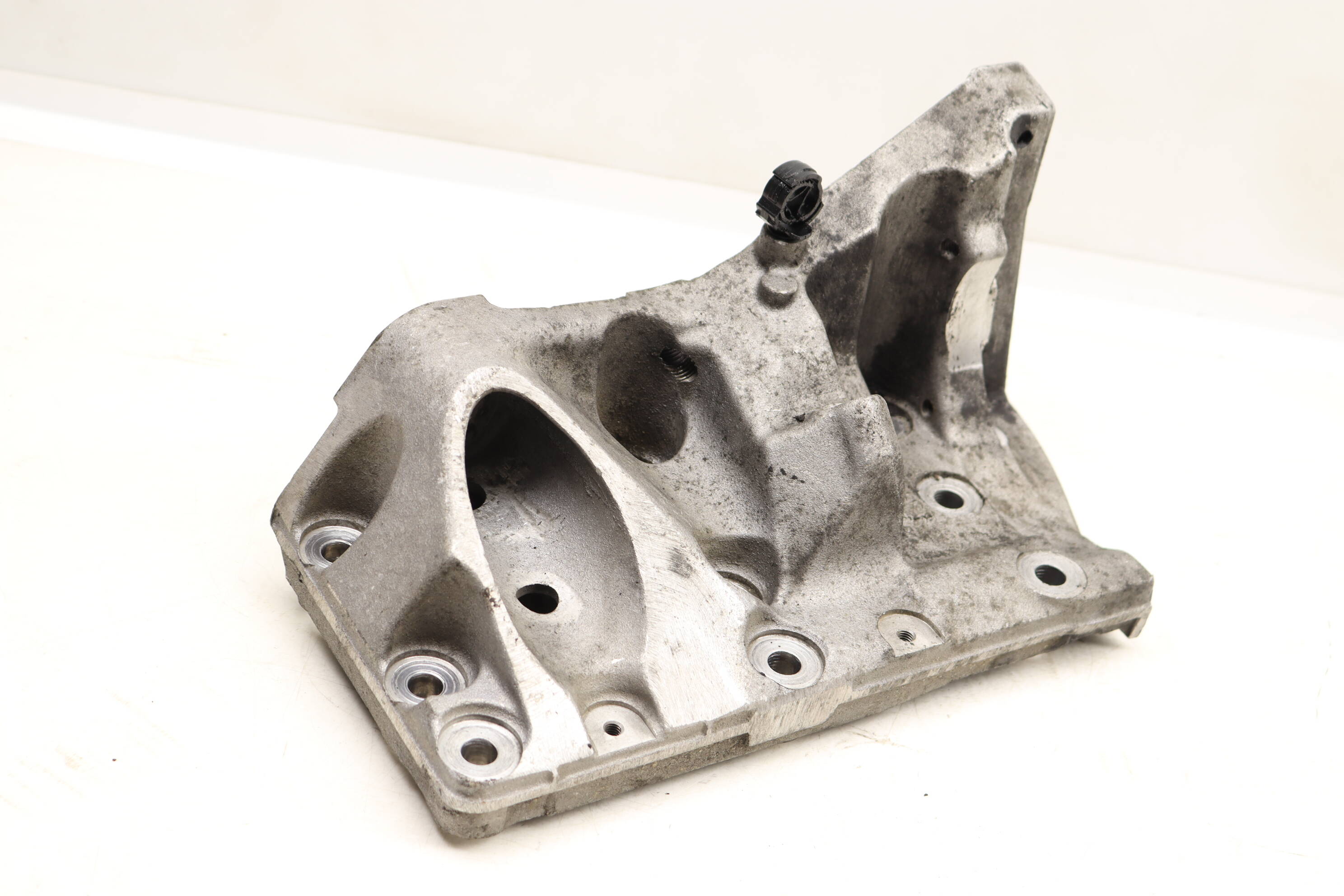 Engine / Motor Mount Bracket 94810221501