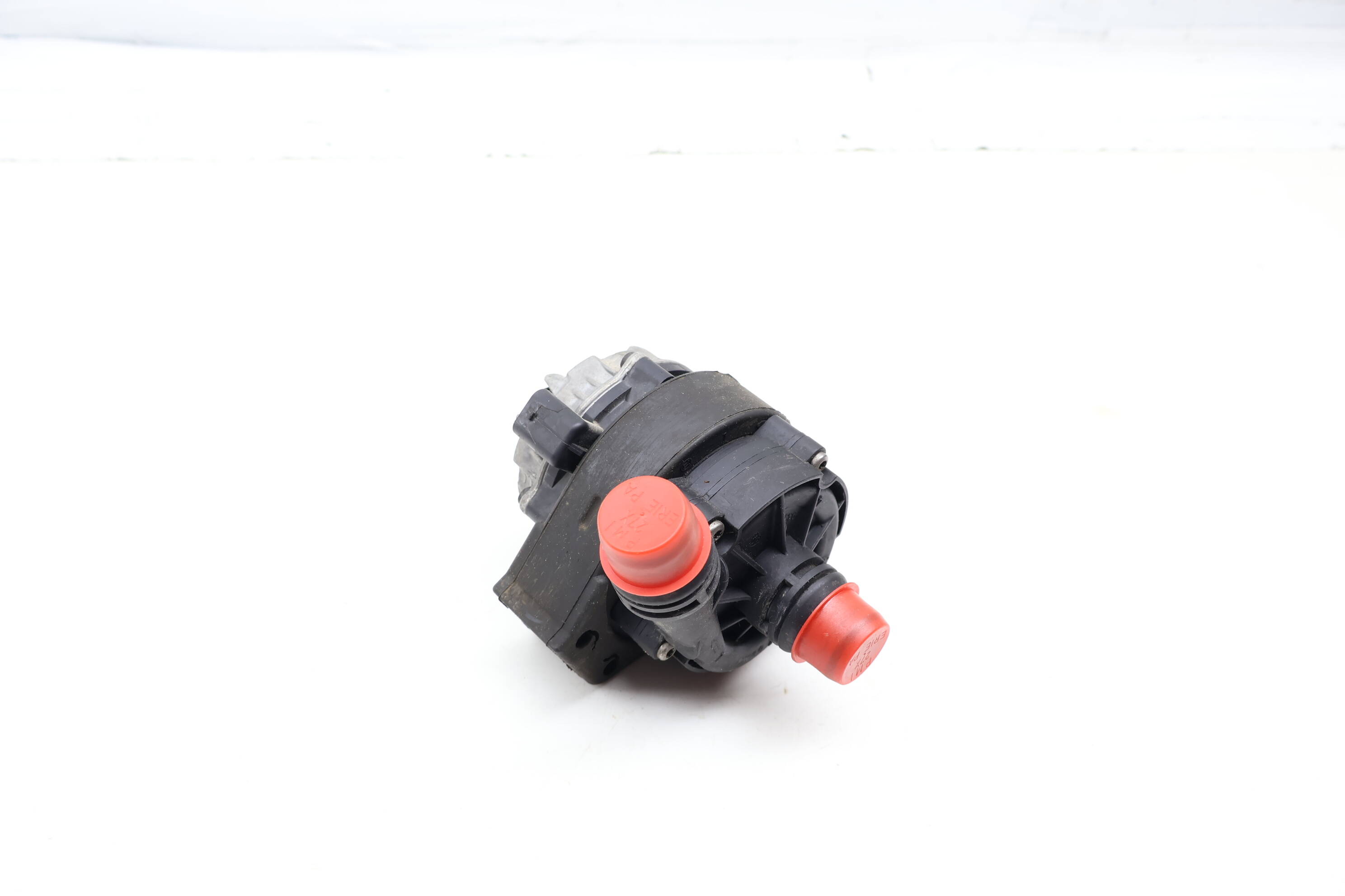 Auxiliary Coolant / Water Pump 11518663248