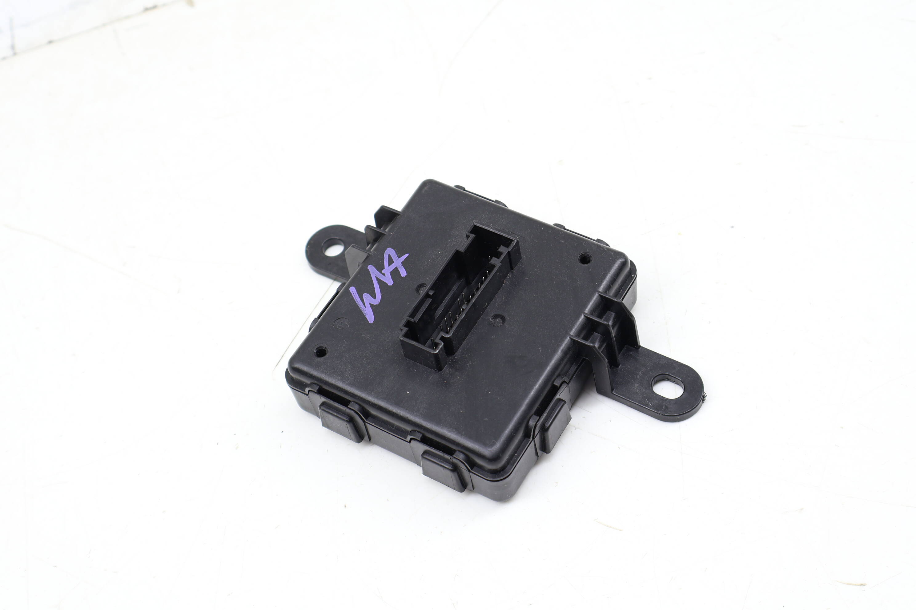 Keyless Entry / Kessy Control Module 5WA959436Q
