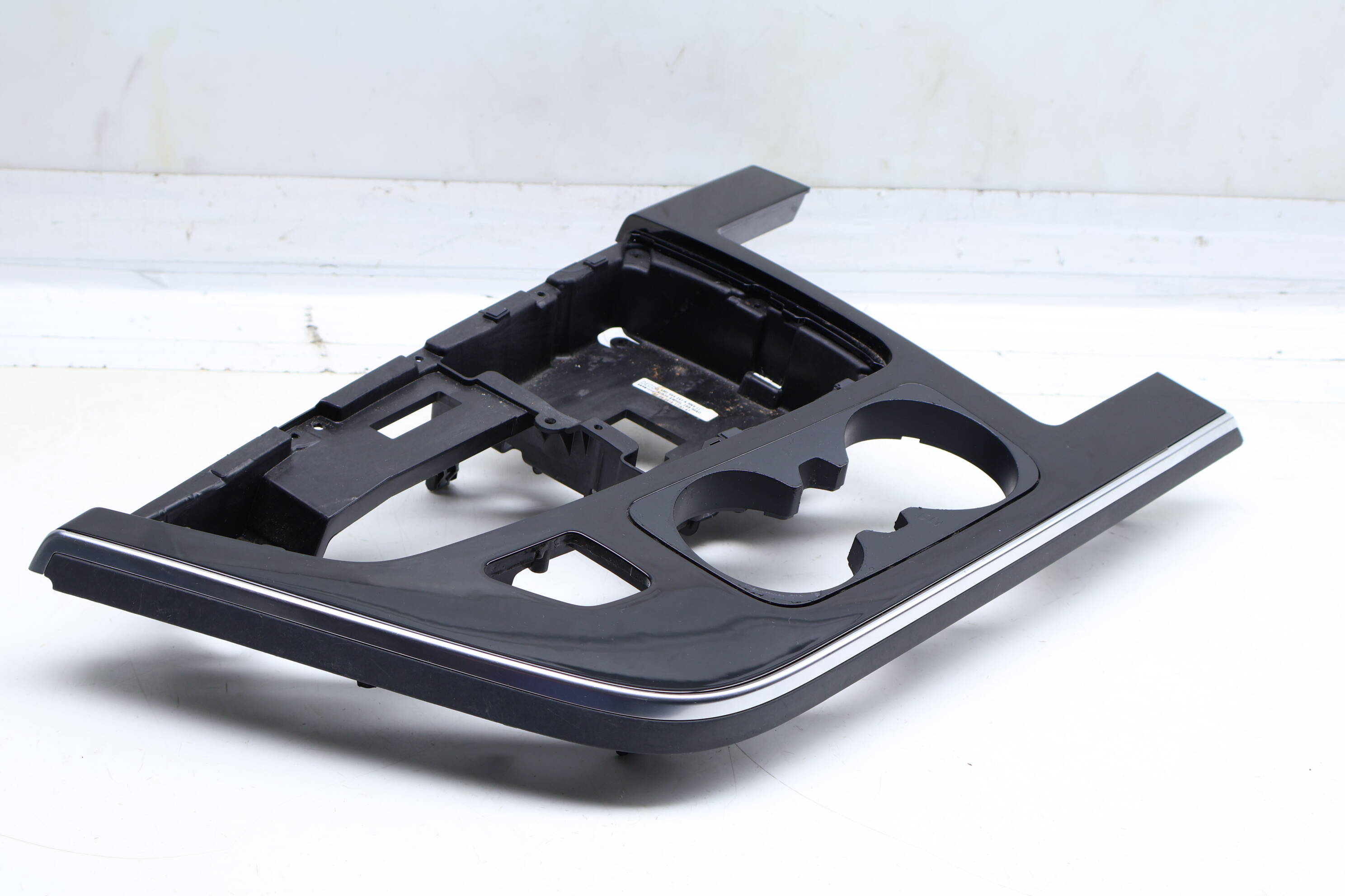 Shifter Bezel / Center Console Trim 4M1864261A