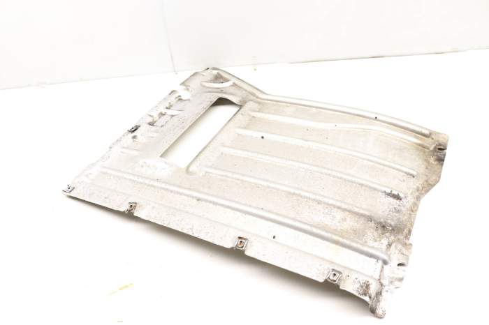 Center Underbody Shield Panel / Liner 51757158386 main product photo