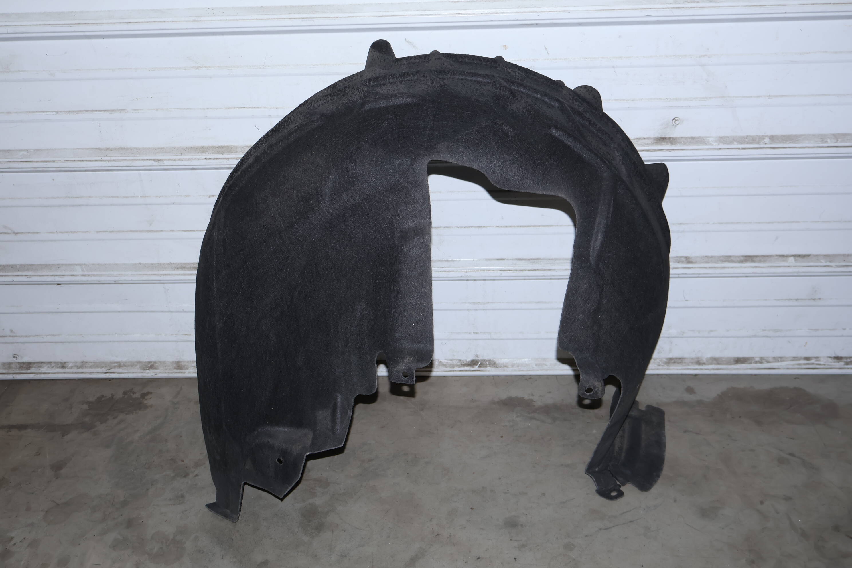 Quarter Panel Fender Liner / Wheel Housing Cover 11A810972