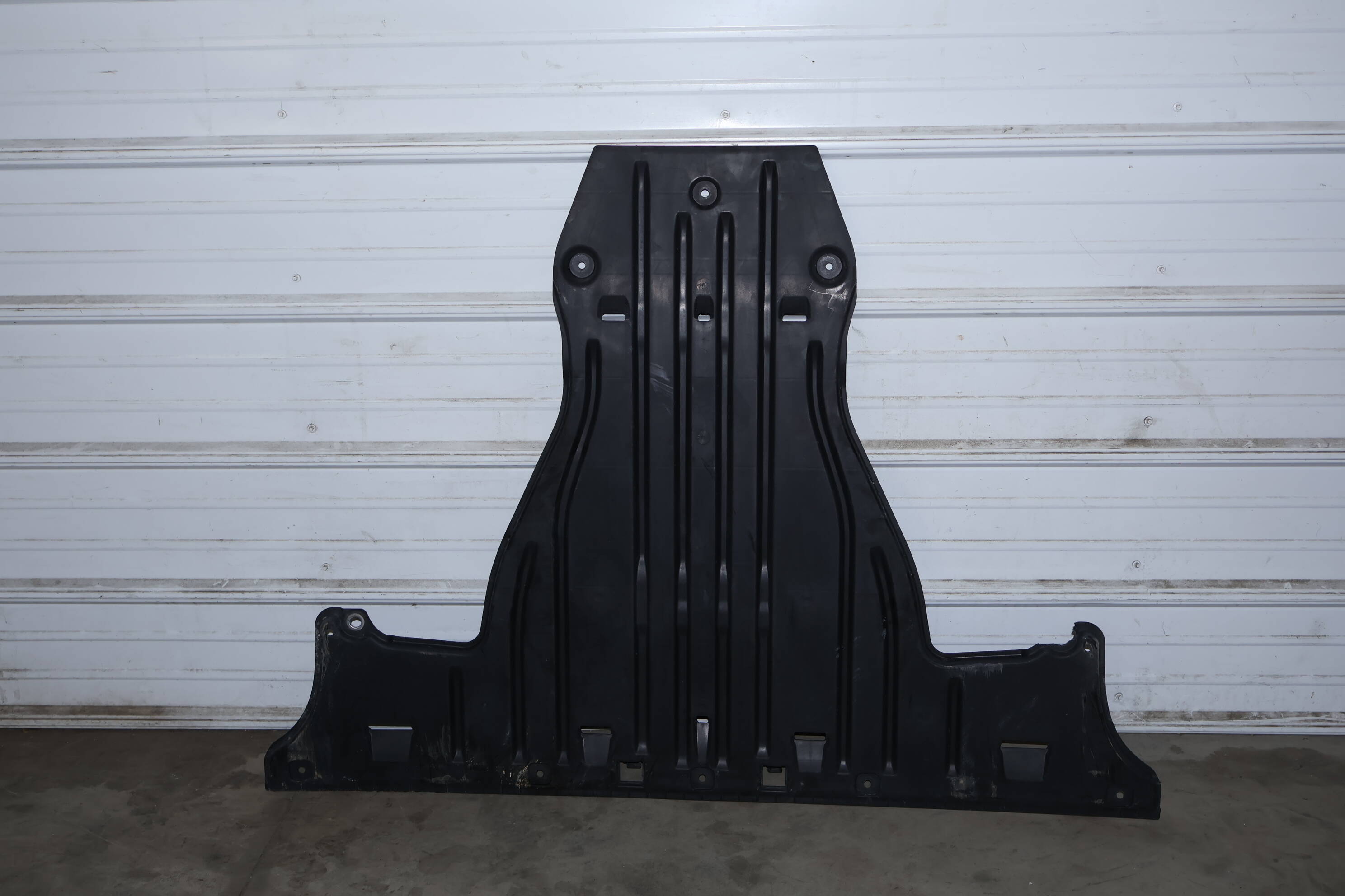 Underbody Liner / Cover Panel 1EA825102C