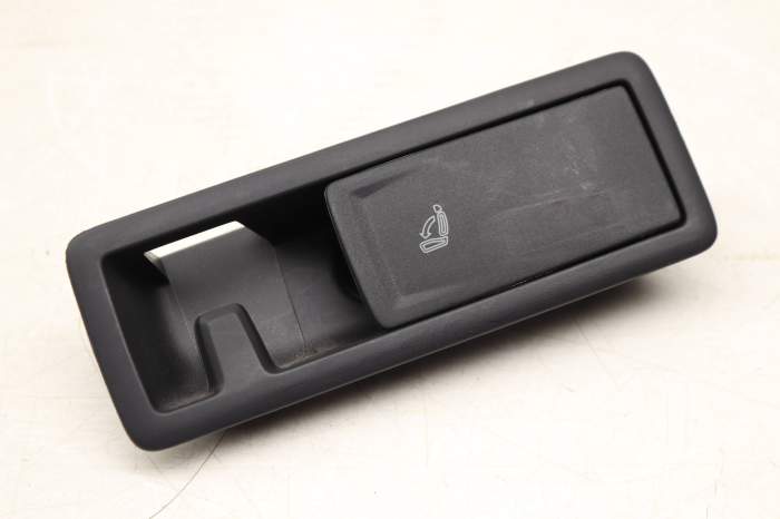 Seat Backrest Handle / Lever 5G0885671E main product photo