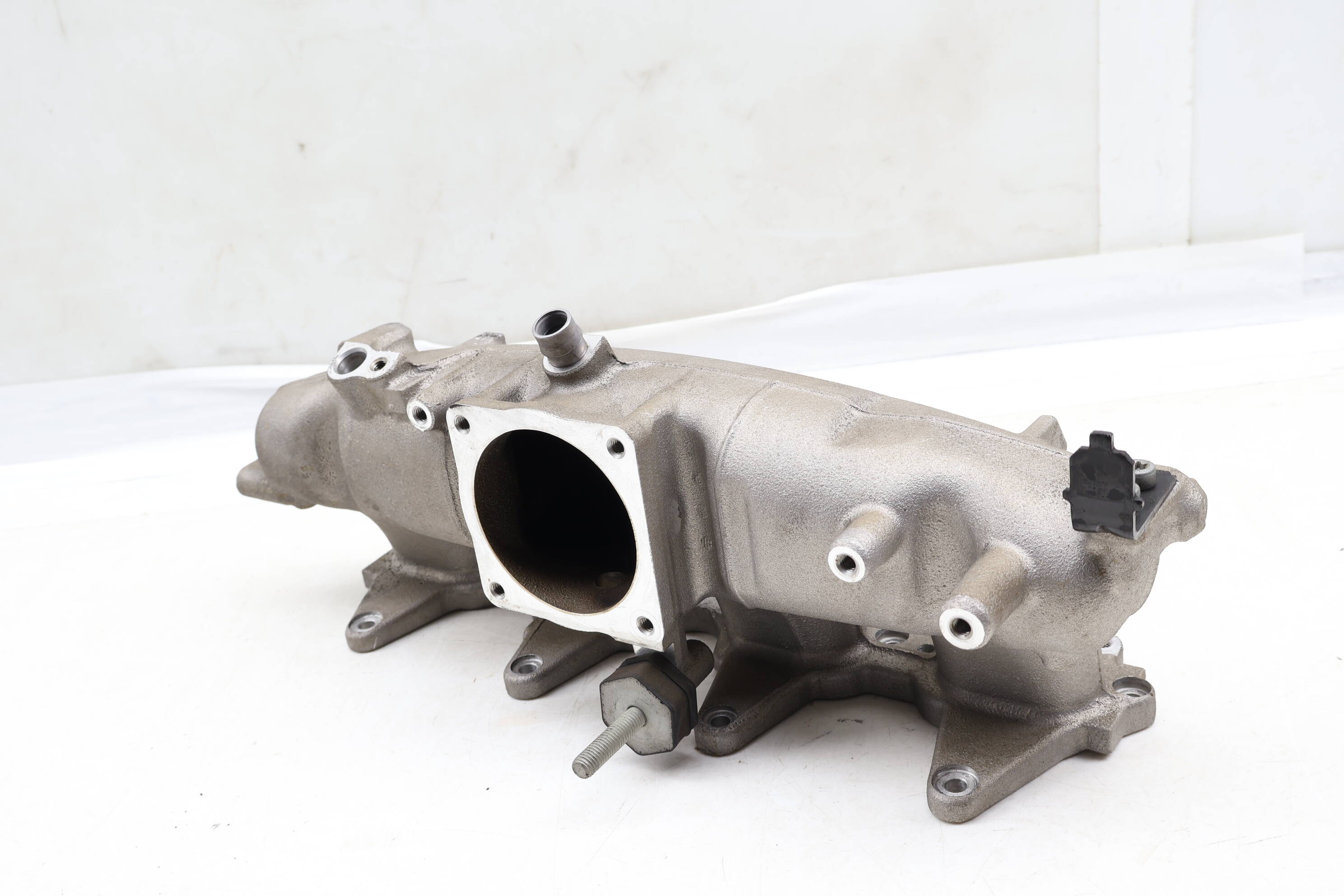 Intake Manifold 06H133201AR