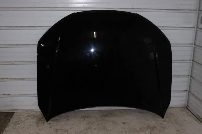 Hood 4G8823029A main product photo