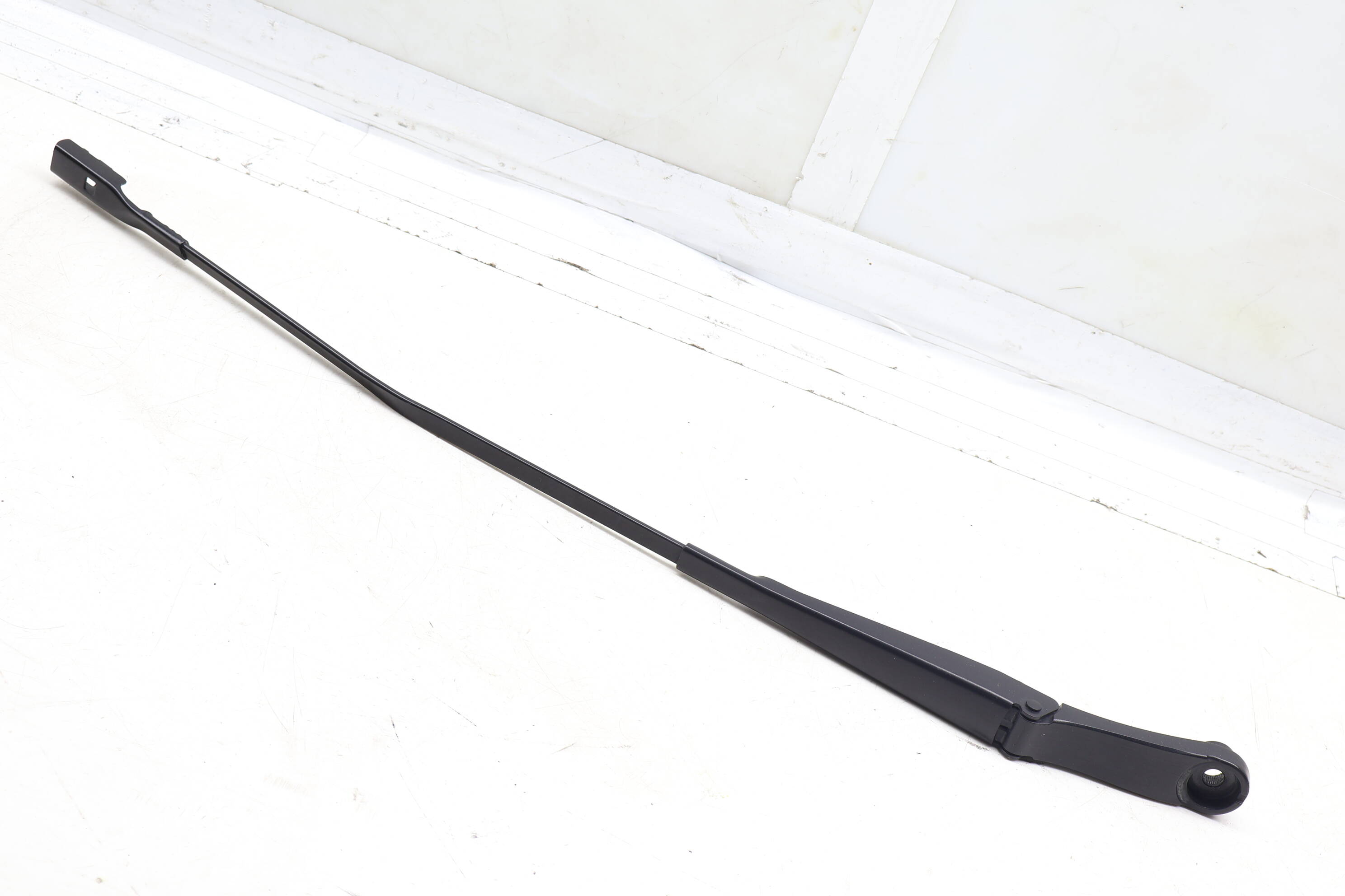 Windshield Wiper Arm 4M8955408