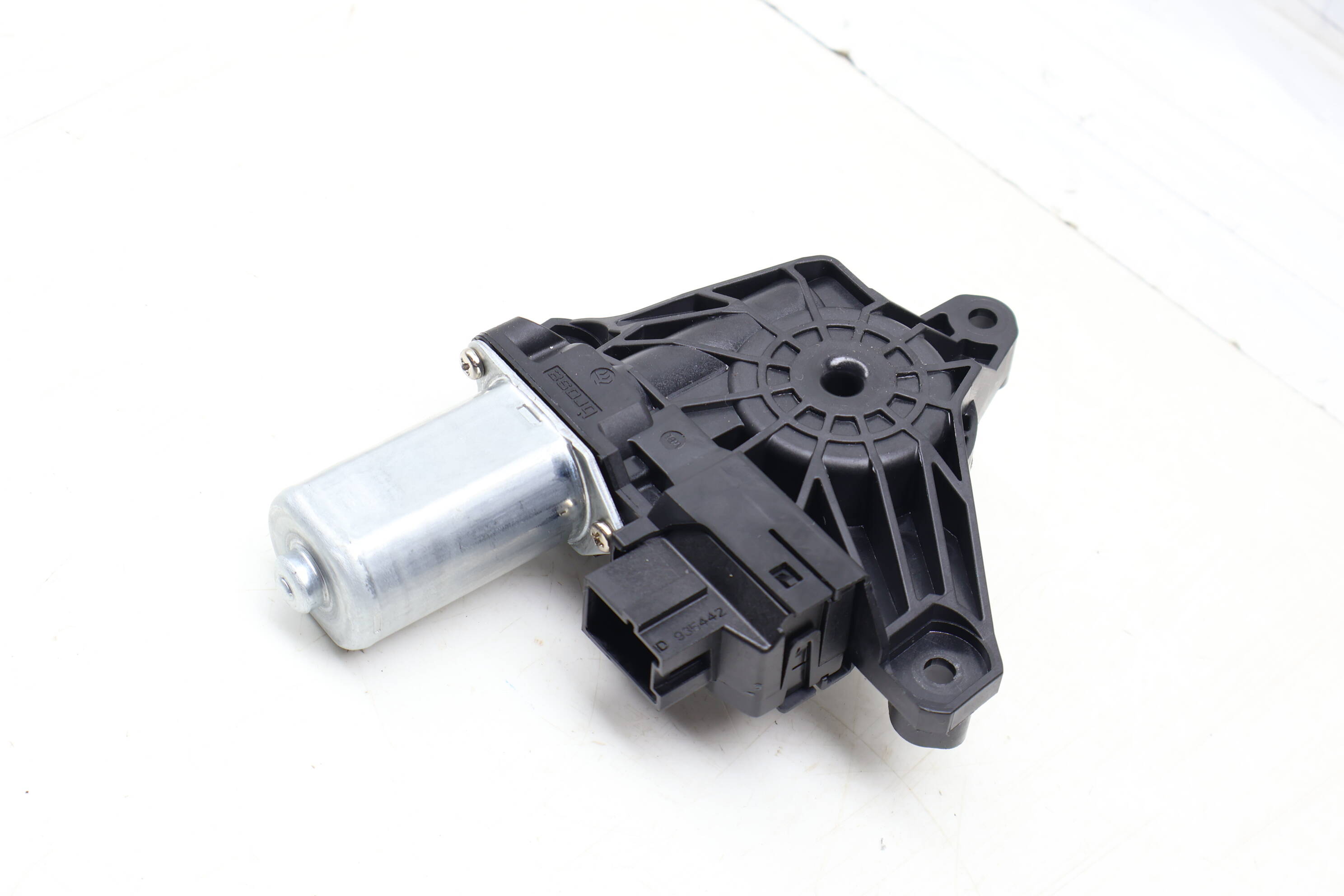 Window Motor 2139060502