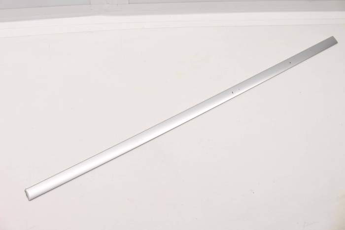 Center Door Molding / Trim 4B0853954A main product photo