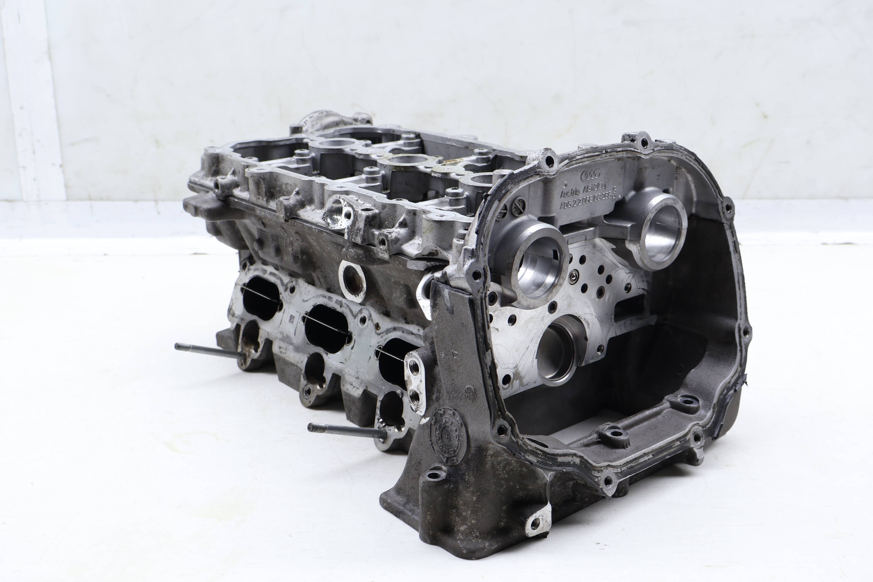 Bkh 3.2 Engine Cylinder Head 06E103068AL