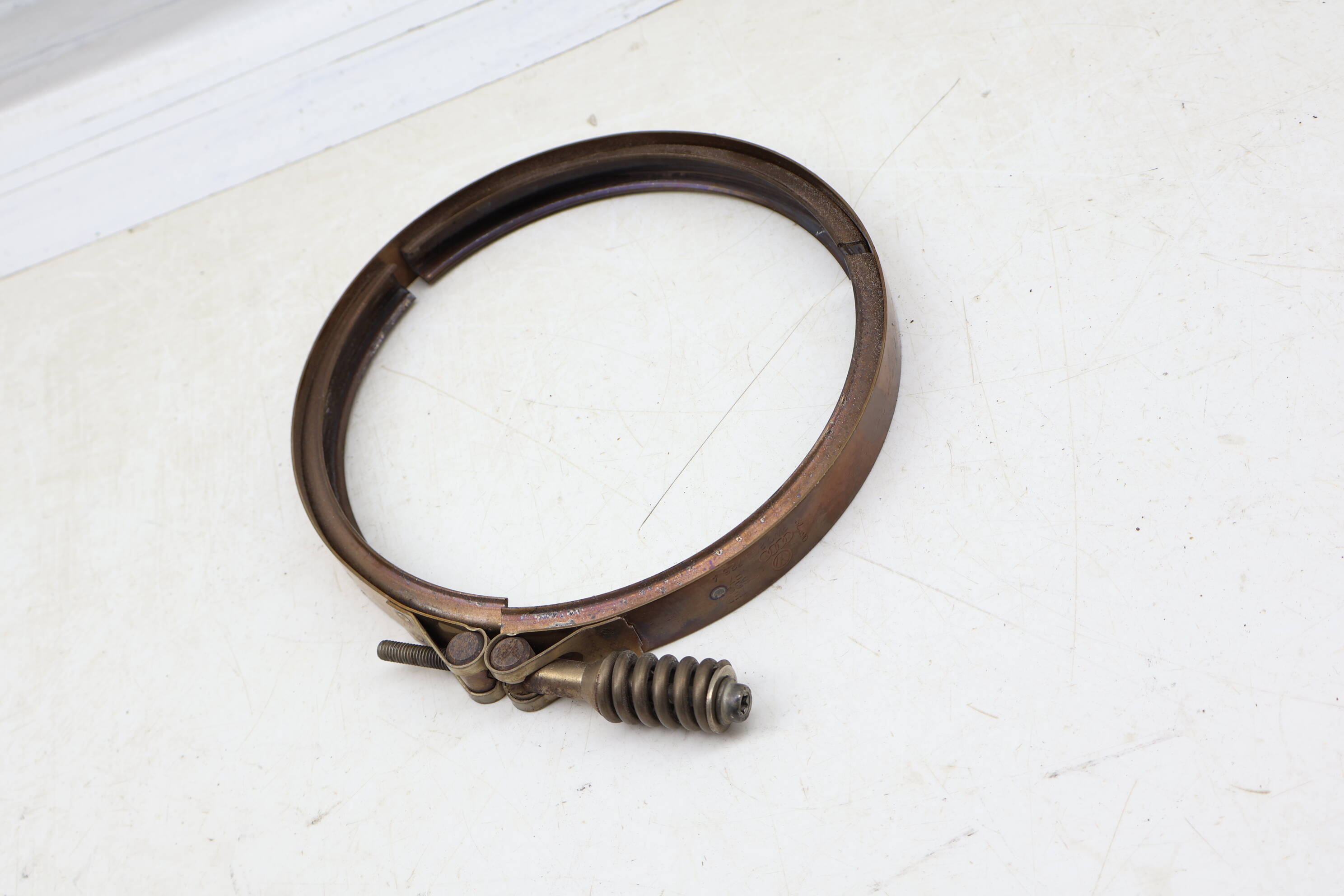 Exhaust Pipe Clamp 8W0253725A