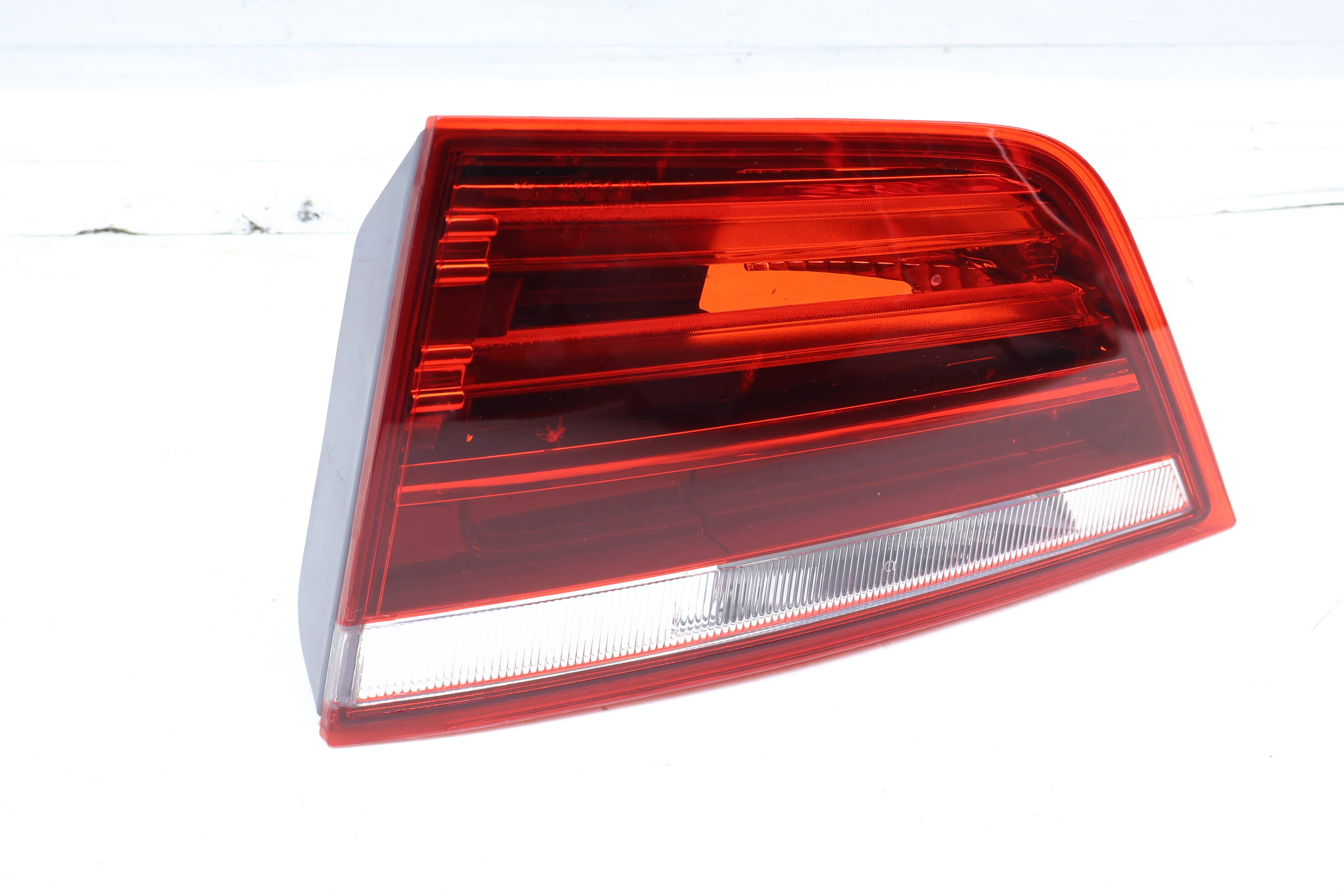 Led Tail Light / Lamp (Inner) 63217217314