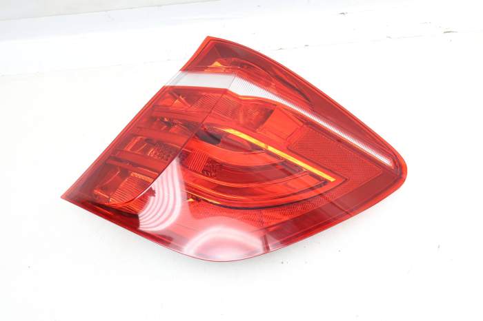Outer Tail Light / Lamp 63217220240 main product photo
