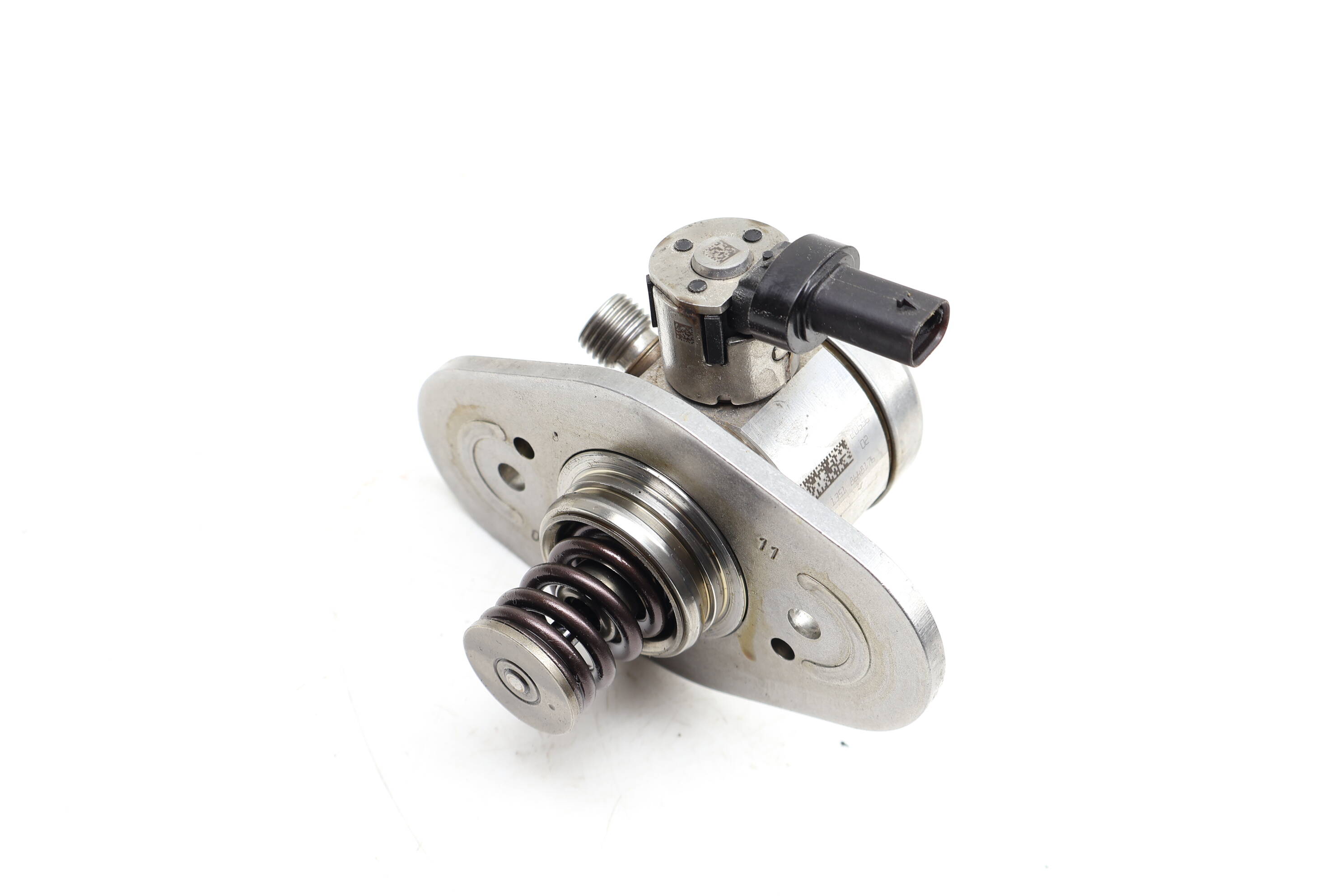 BMW Right High Pressure Fuel Pump / Hpfp 13518648176