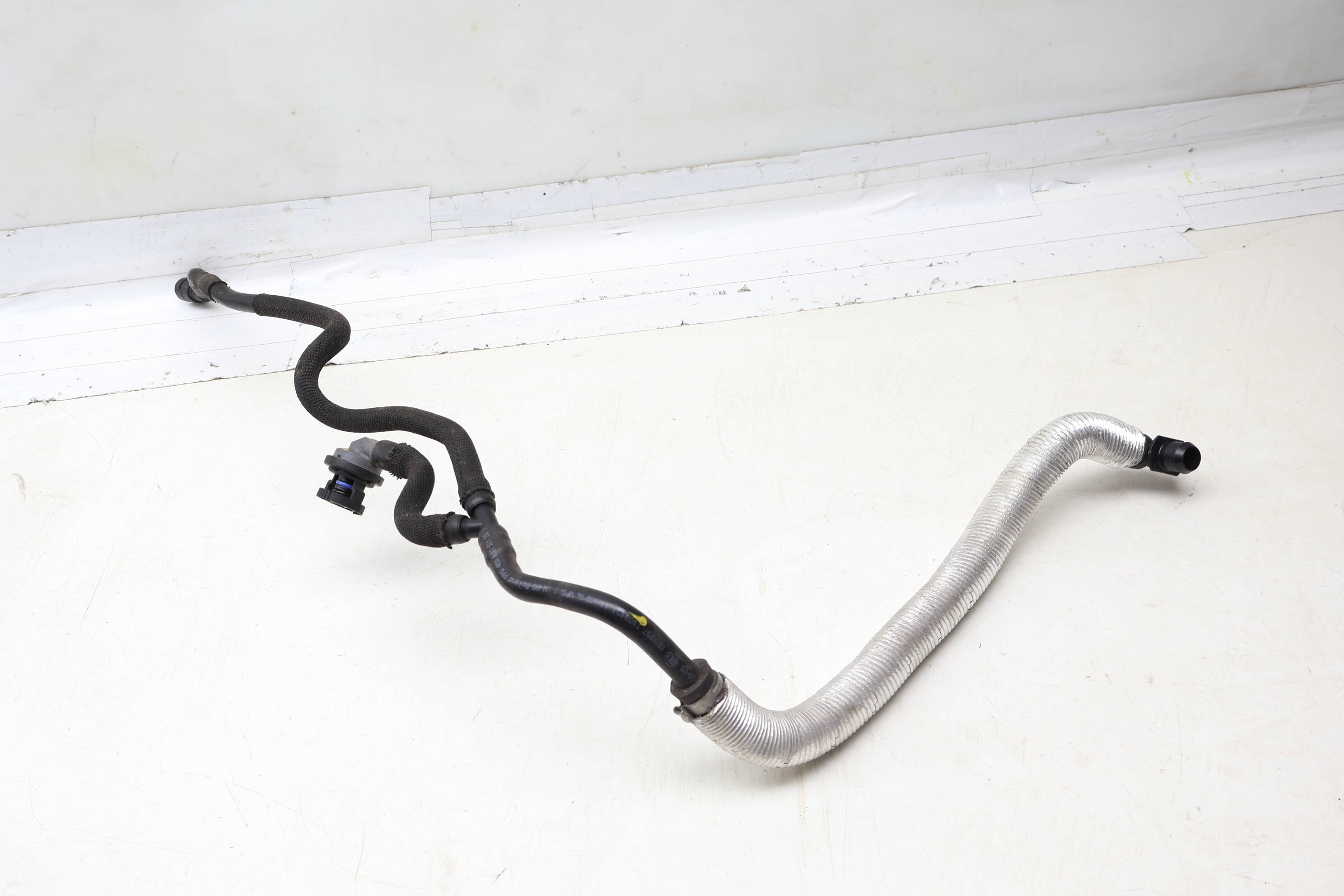 Brake Booster Vacuum Hose / Line 4M0611931BG