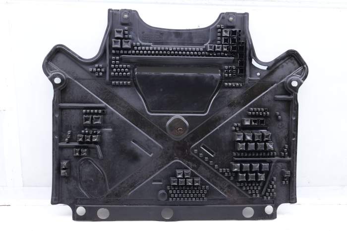 Belly Pan / Skid Plate / Sound Baffle 8K1863822L main product photo