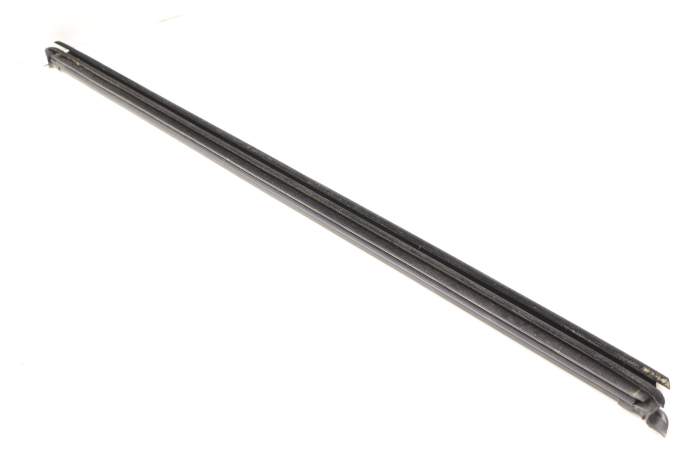 Inner Door / Window Slot Seal 5GM837480B main product photo