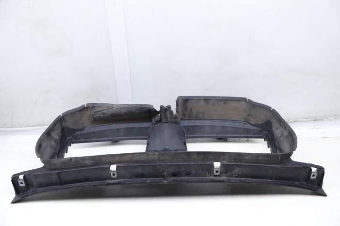 Radiator Air Guide / Duct 51642990178 main product photo