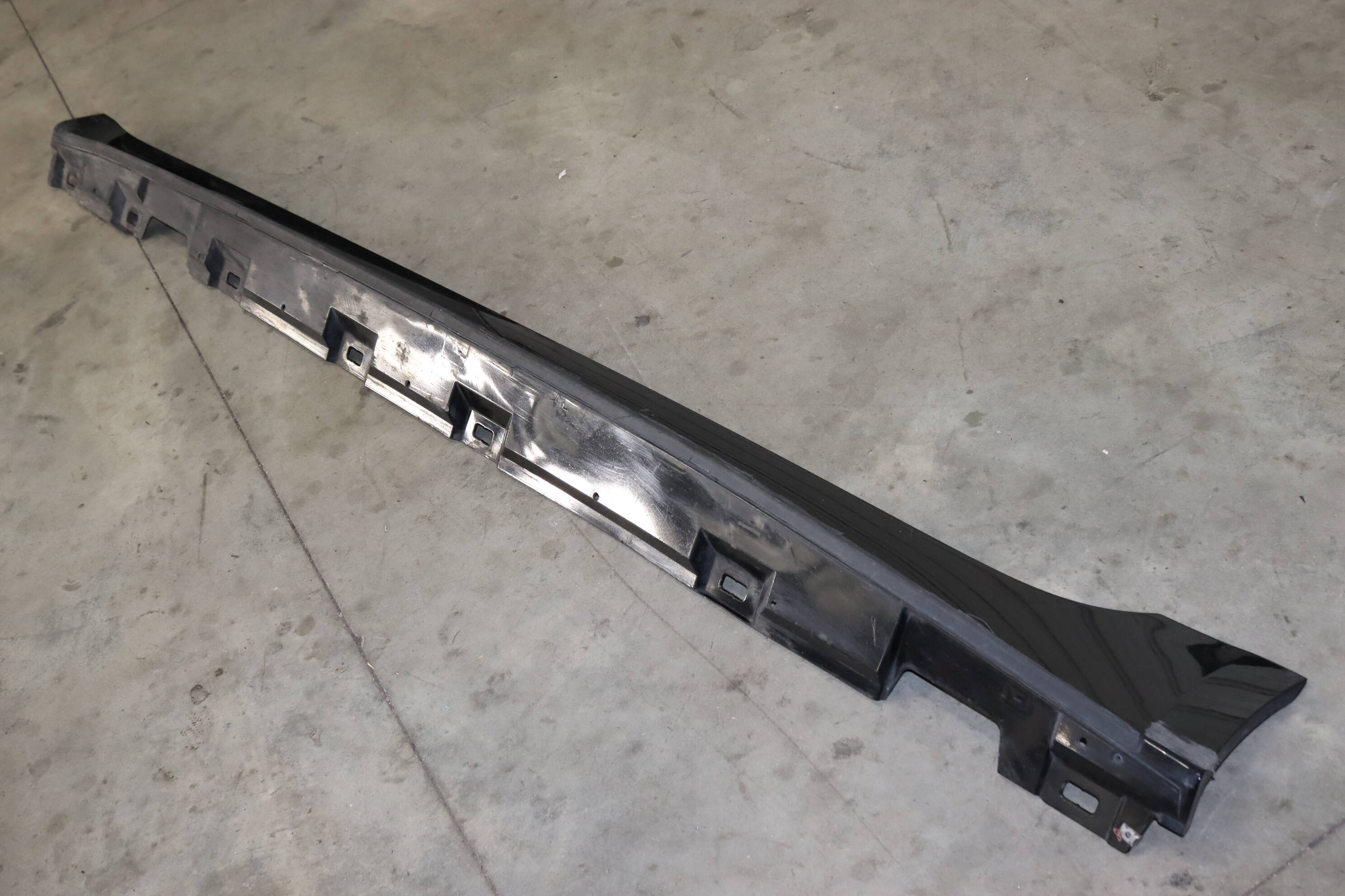 Audi Left Side Skirt / Rocker Panel 8W8853859A