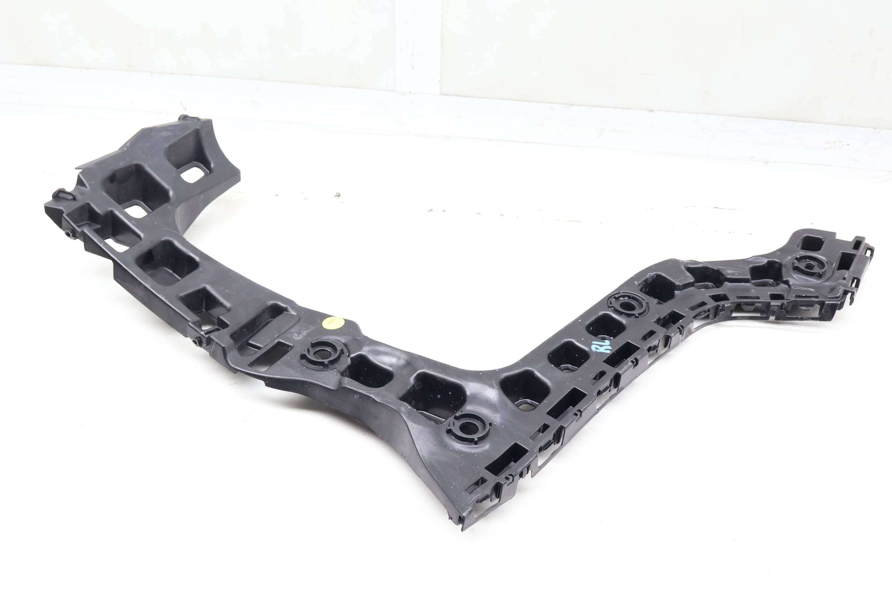 Bumper Mount Bracket (Side) 3CN807393D
