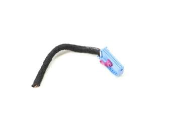 Instrument Cluster Wiring Connector / Pigtail (32-Pin) 1J0972977D Instrument Cluster Wiring Connector / Pigtail (32-Pin) 1J0972977D