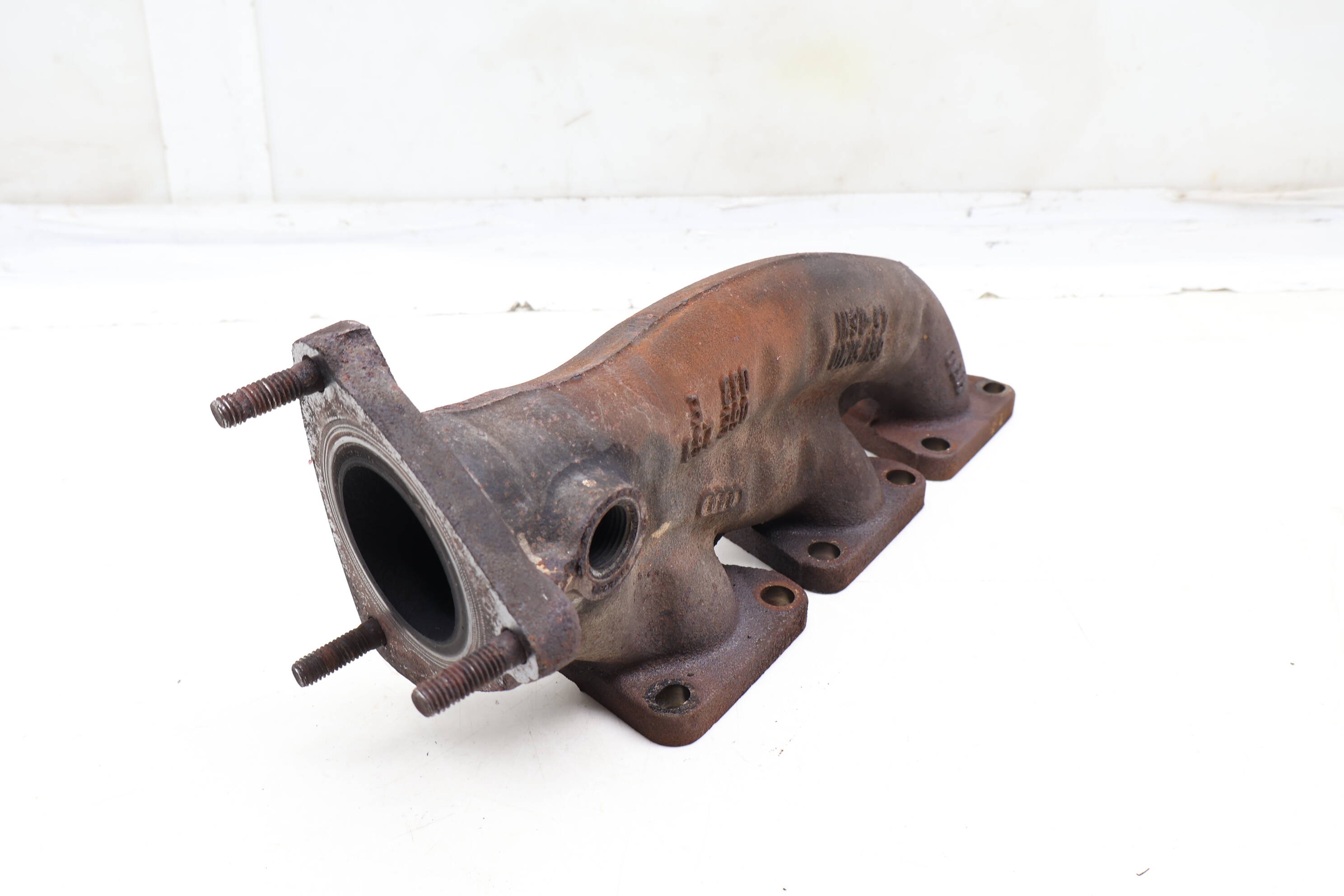 Exhaust Manifold 06E253033E
